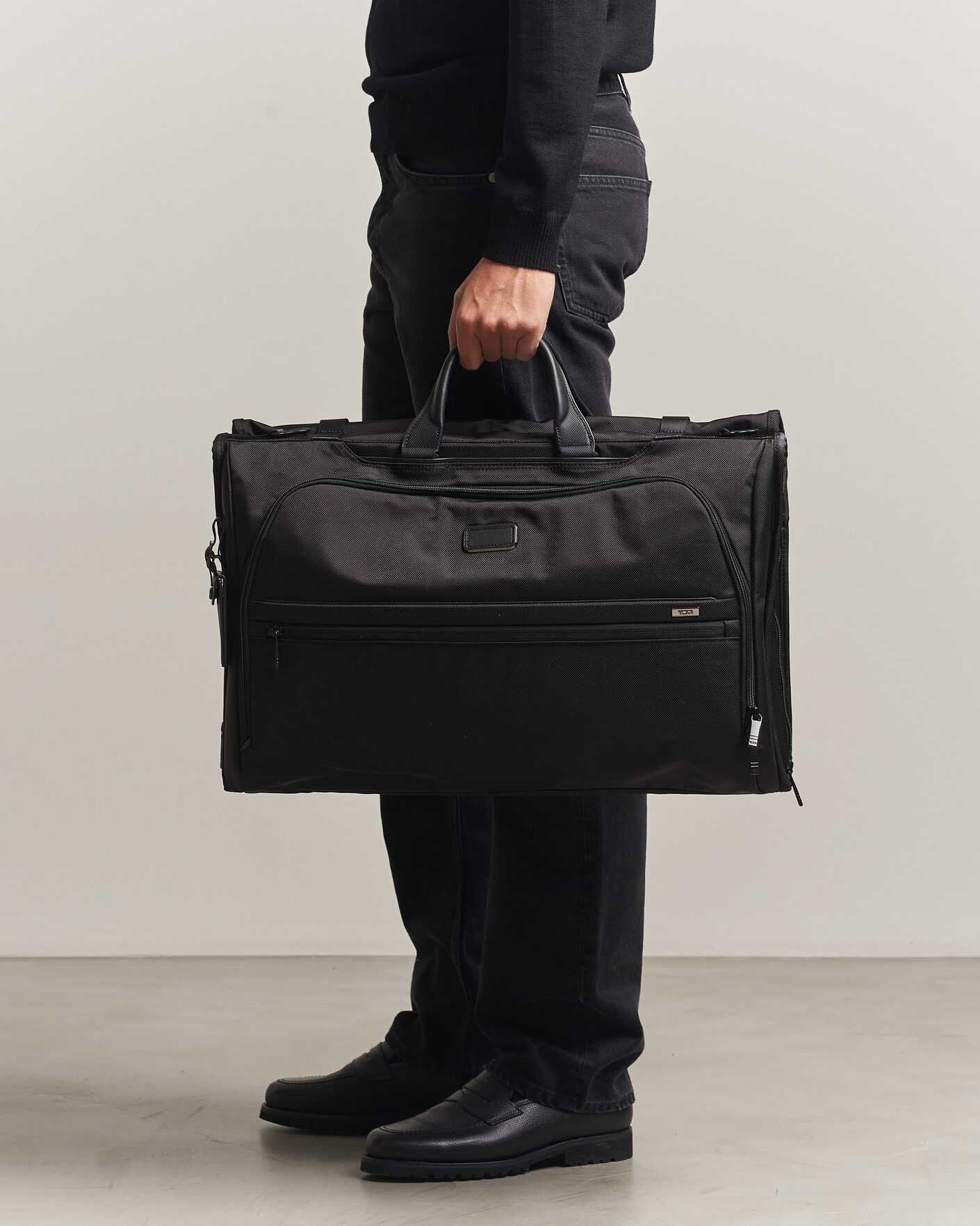 Men | Bags | TUMI | Alpha Garment Tri-Fold Carry On Black