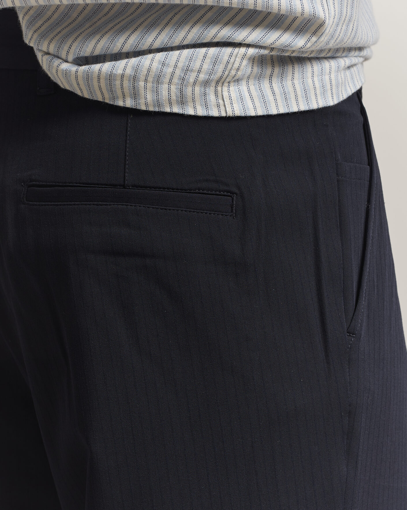 Men | Trousers | Samsøe Samsøe | Valentin Pleated Trousers Salute Navy