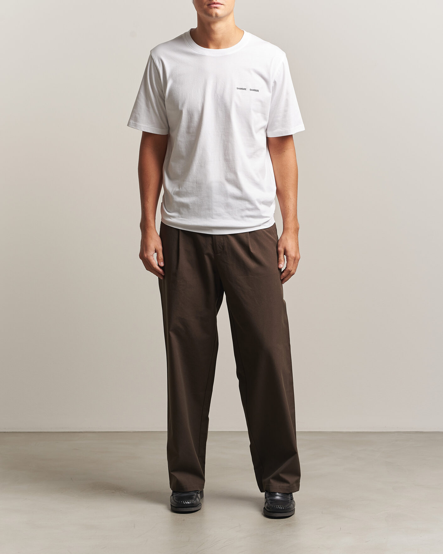 Men | Trousers | Samsøe Samsøe | Valentin Pleated Trousers Delicioso