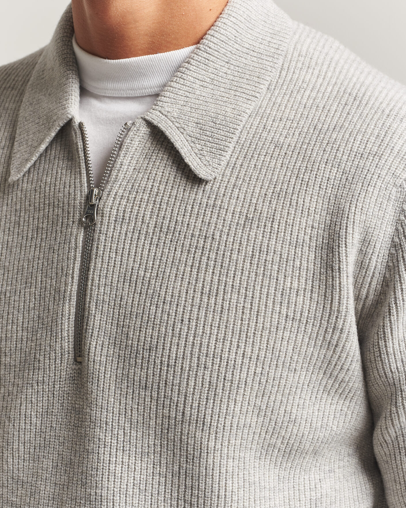 Men | Sweaters & Knitwear | Samsøe Samsøe | Isak Knitted Half Zip Polo Grey Melange