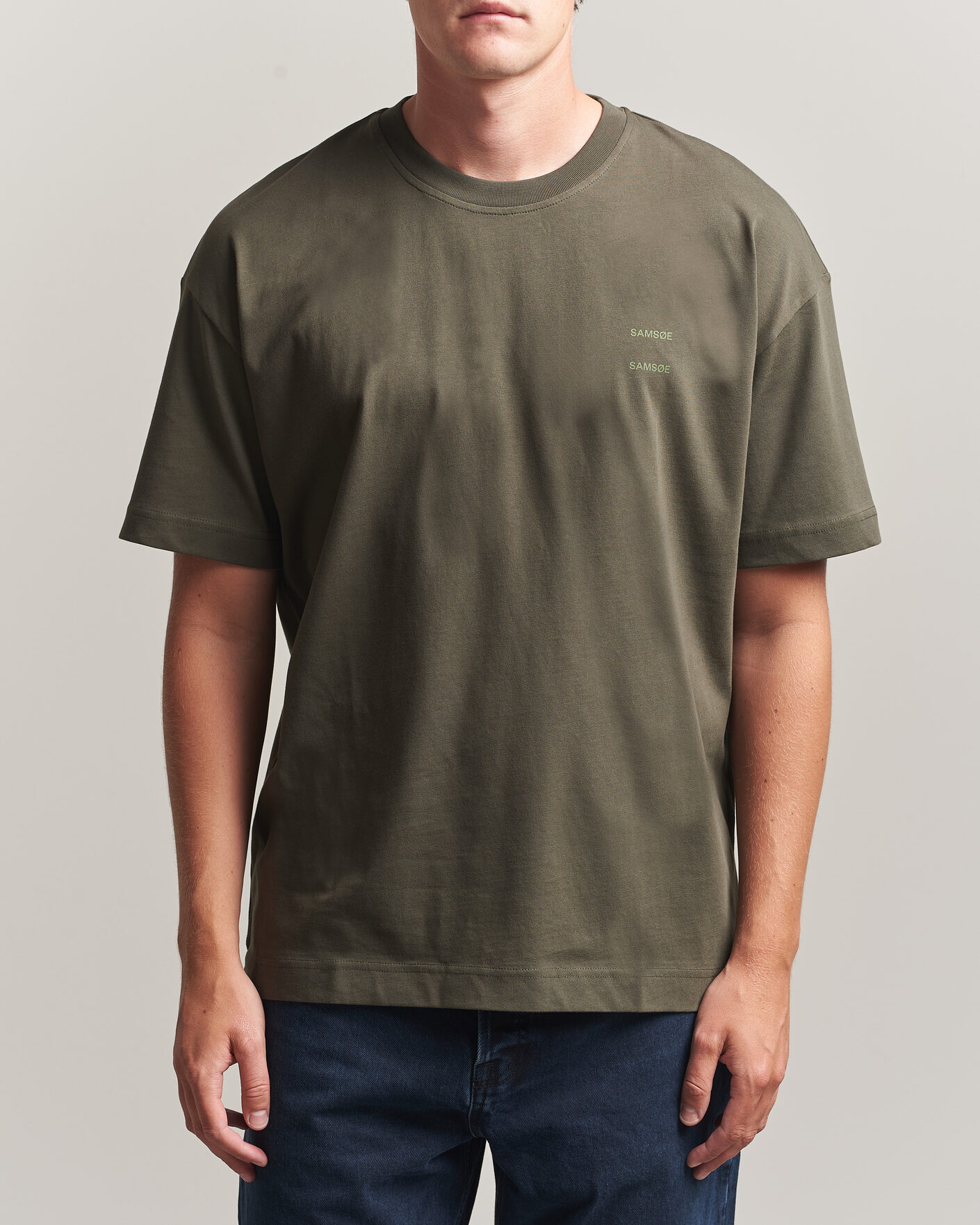 Men | T-Shirts | Samsøe Samsøe | Joel Organic Cotton T-Shirt Forest Night