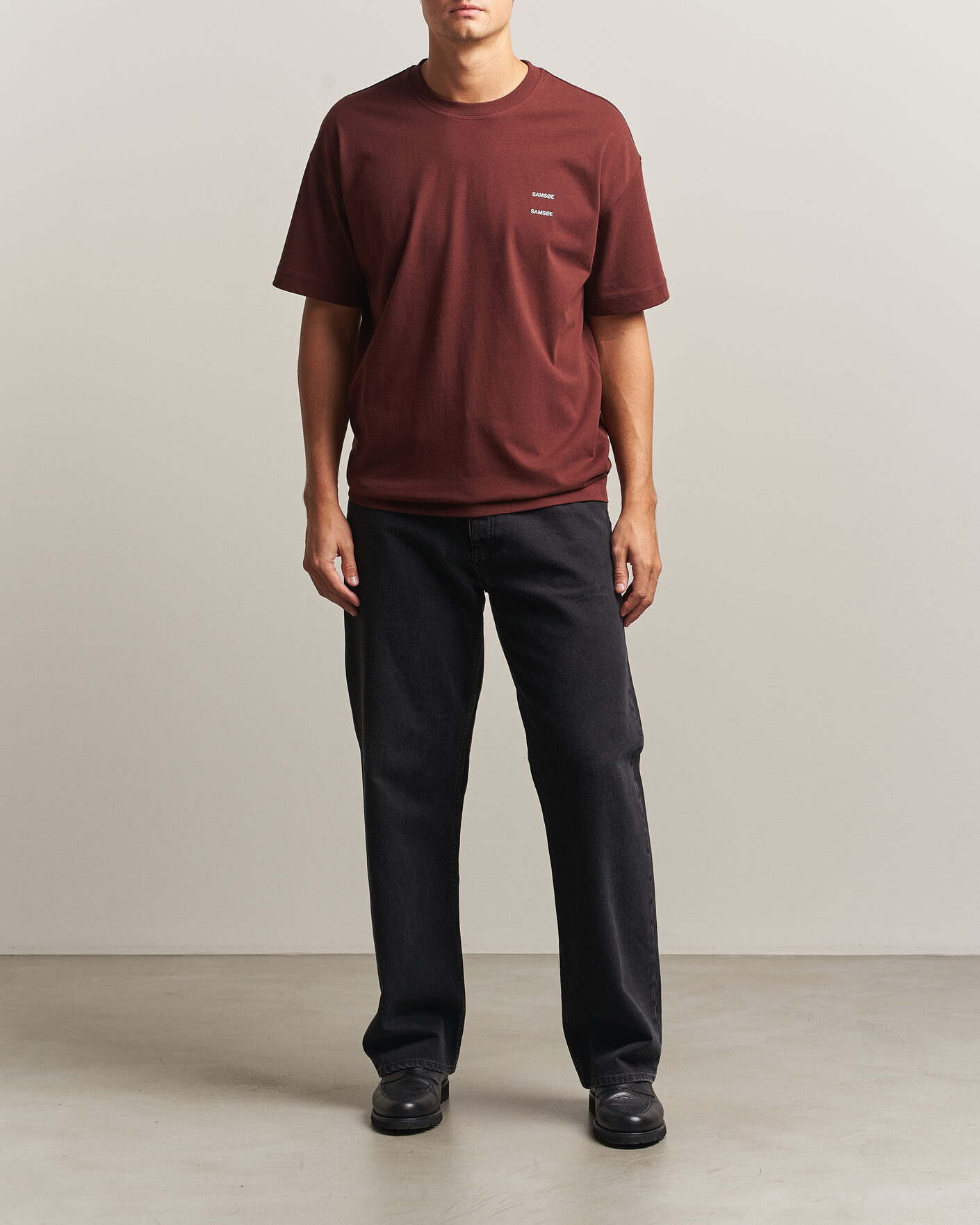 Men | T-Shirts | Samsøe Samsøe | Joel Organic Cotton T-Shirt Bitter Chocolate