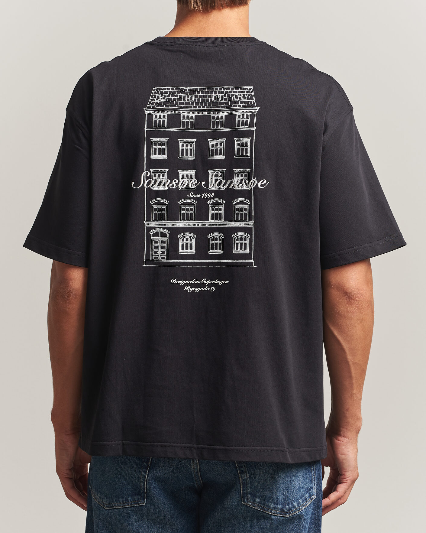 Men | T-Shirts | Samsøe Samsøe | Uni Printed Crew Neck T-Shirt Black Building