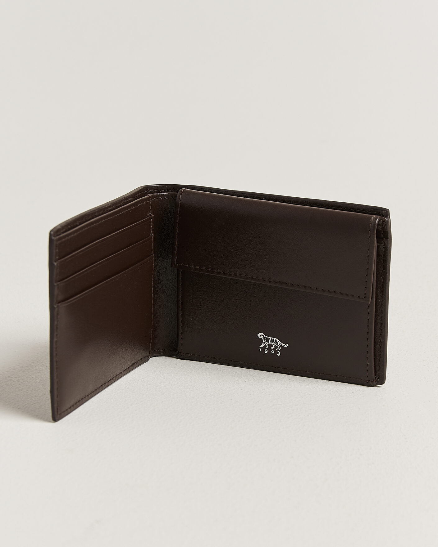 Men | Wallets | Tiger of Sweden | Wivalius Leather Wallet Dark Brown