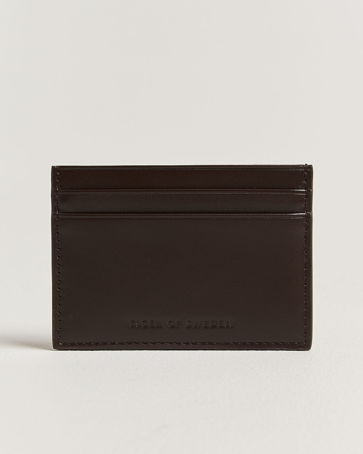 Men | Wallets | Tiger of Sweden | Wake Leather Card Holder Dark Brown