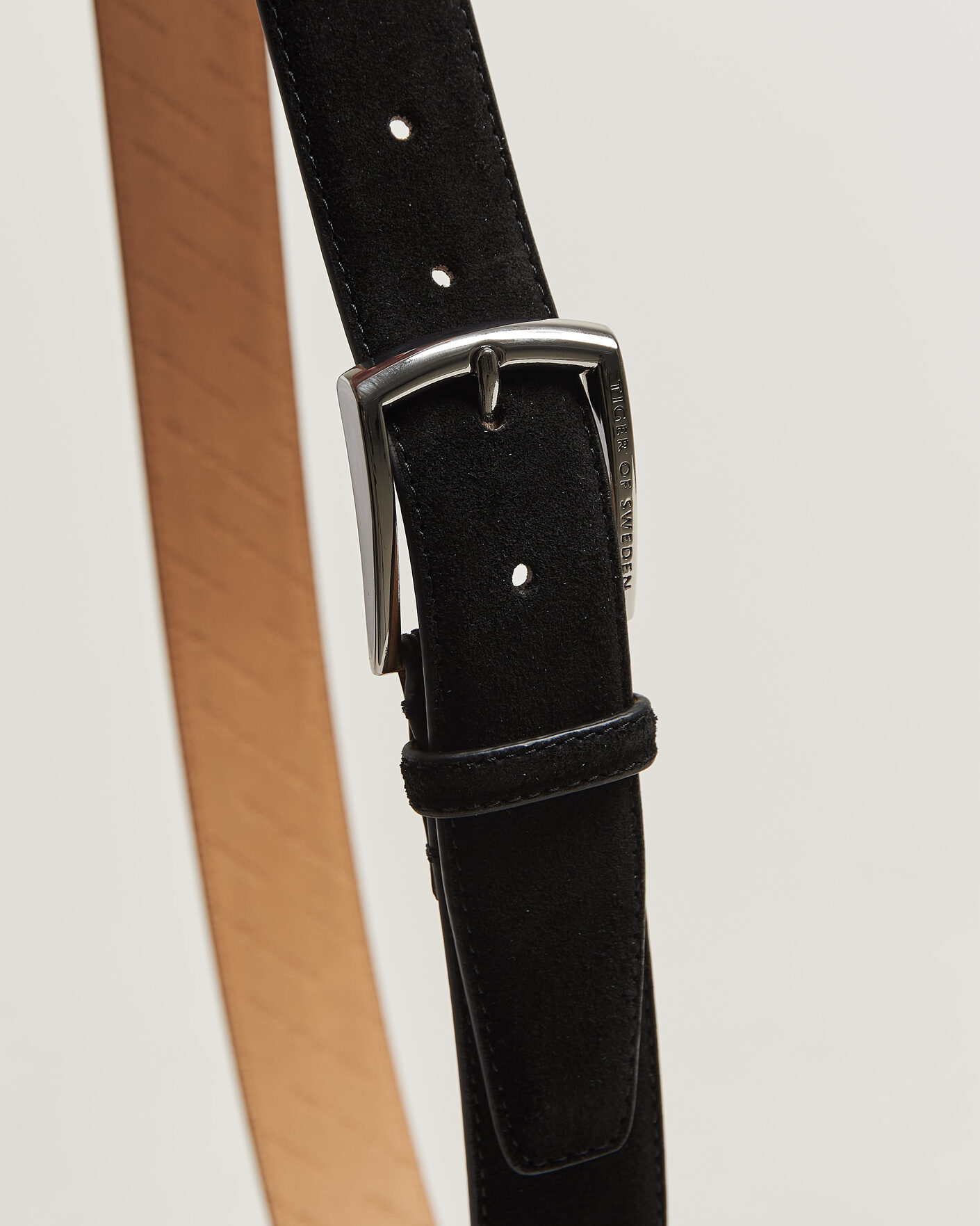 Men | Belts | Tiger of Sweden | Bergstroms Suede Belt Black