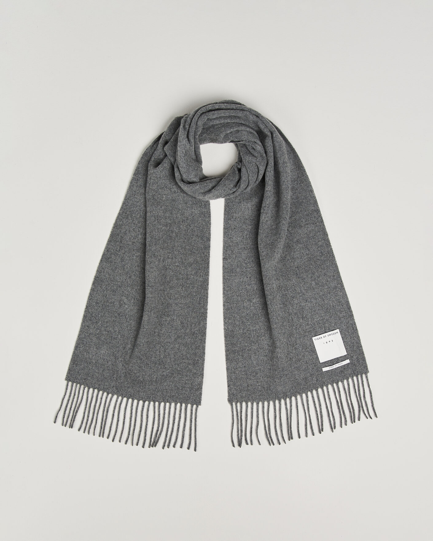 Men | Scarves | Tiger of Sweden | Sylan Wool Scarf Charcoal