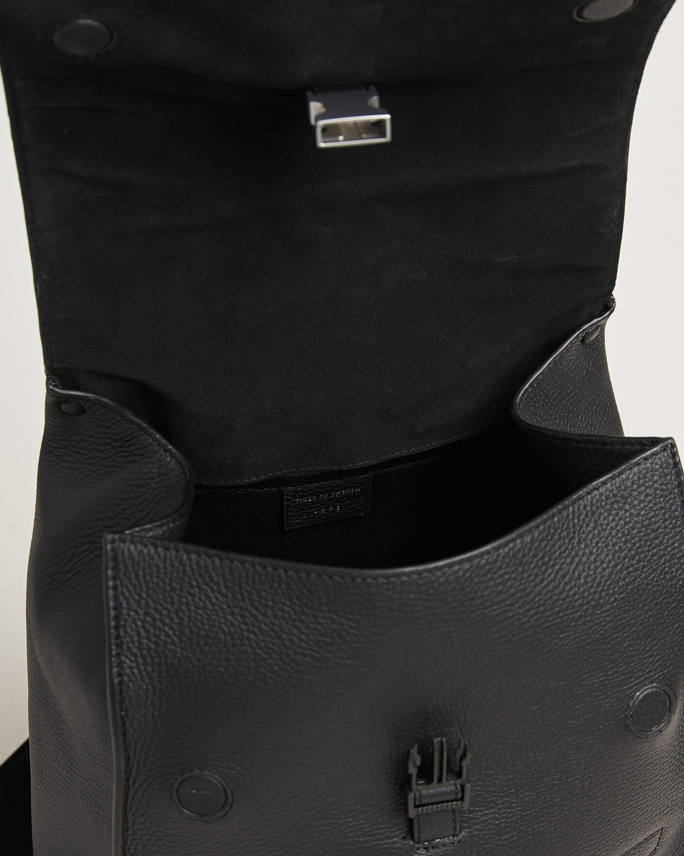 Men | Bags | Tiger of Sweden | Vuntir Grained Leather Backpack Black