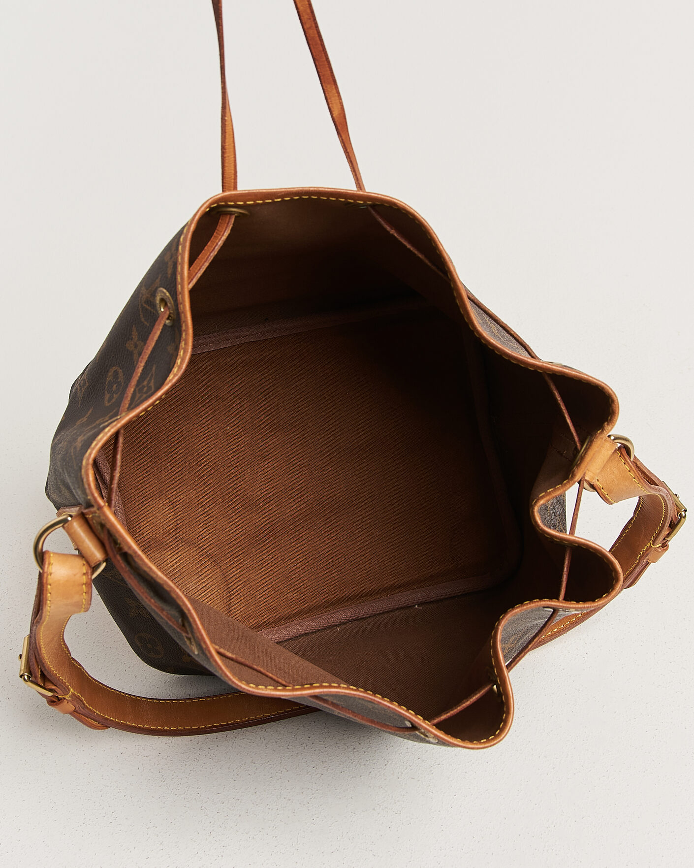 Men | Pre-Owned & Vintage Bags | Louis Vuitton Pre-Owned | Petit Noé Monogram