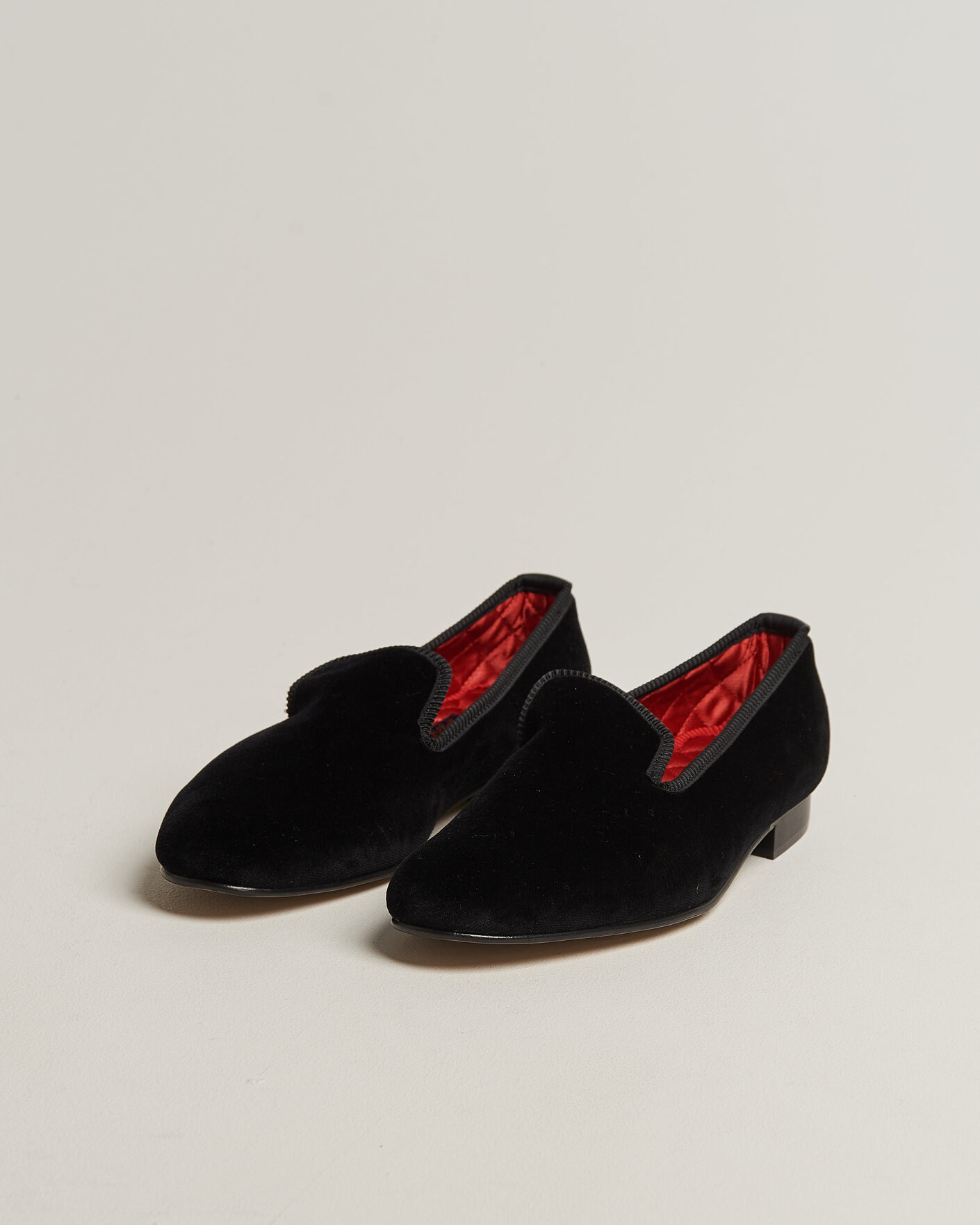 Men | Loafers | Bowhill & Elliott | Plain Albert Pump Black Velvet