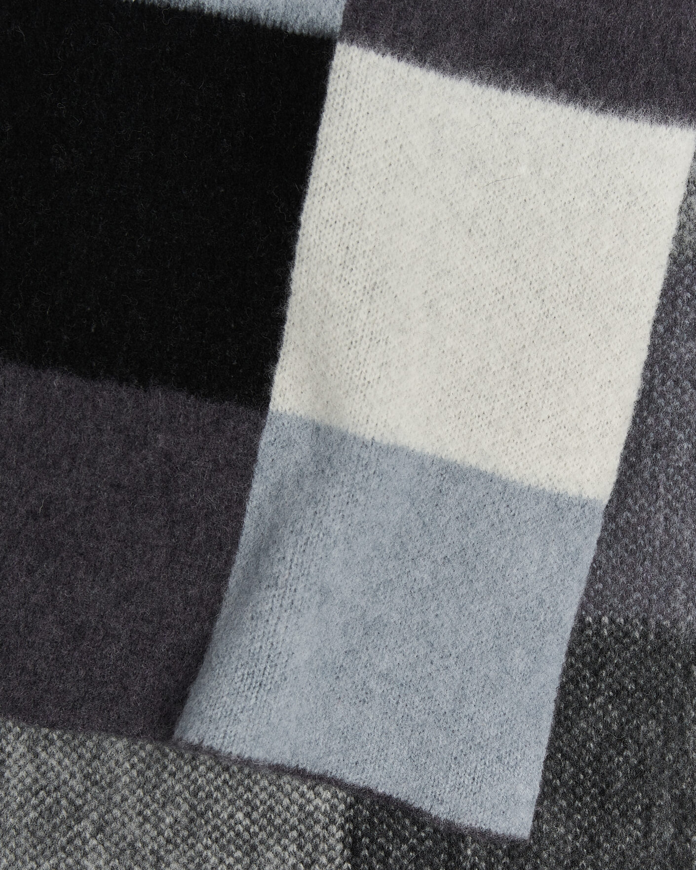 Men | Scarves | Le Bonnet | Lambswool Scarf Stone