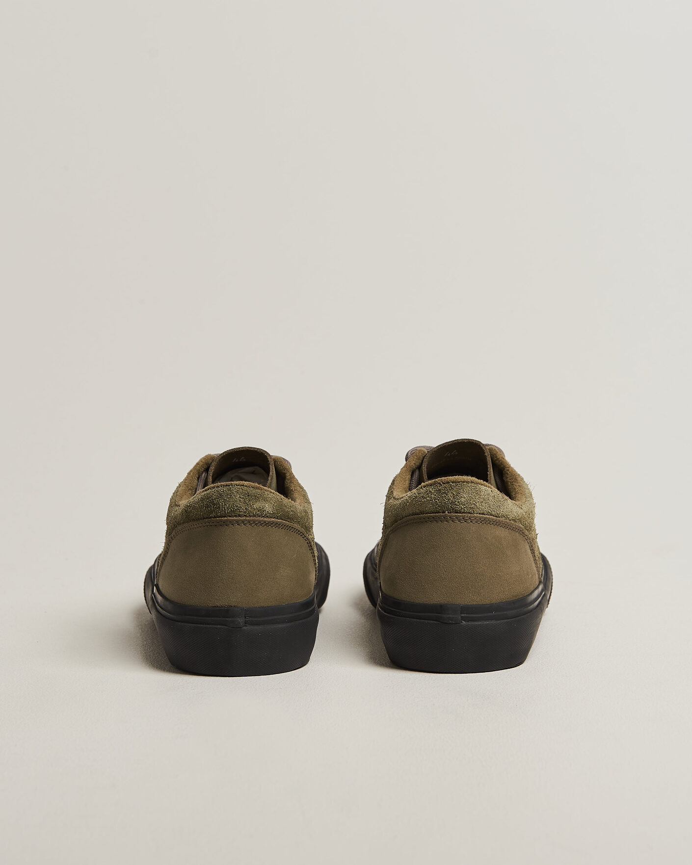 Men | Sneakers | Stone Island | Low Top Suede Sneaker Military Green