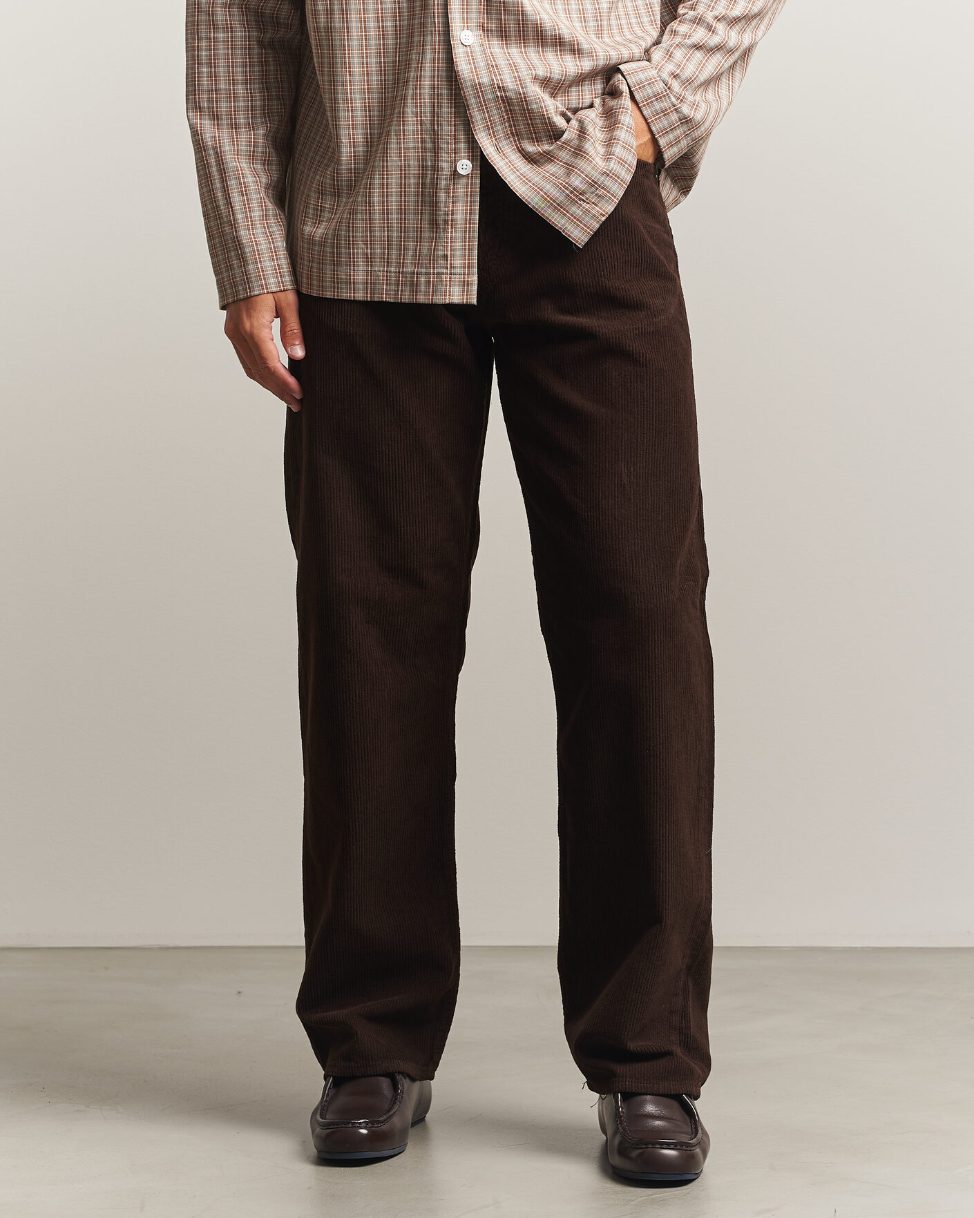 Men | Trousers | Sunflower | Loose Corduroy Pants Brown