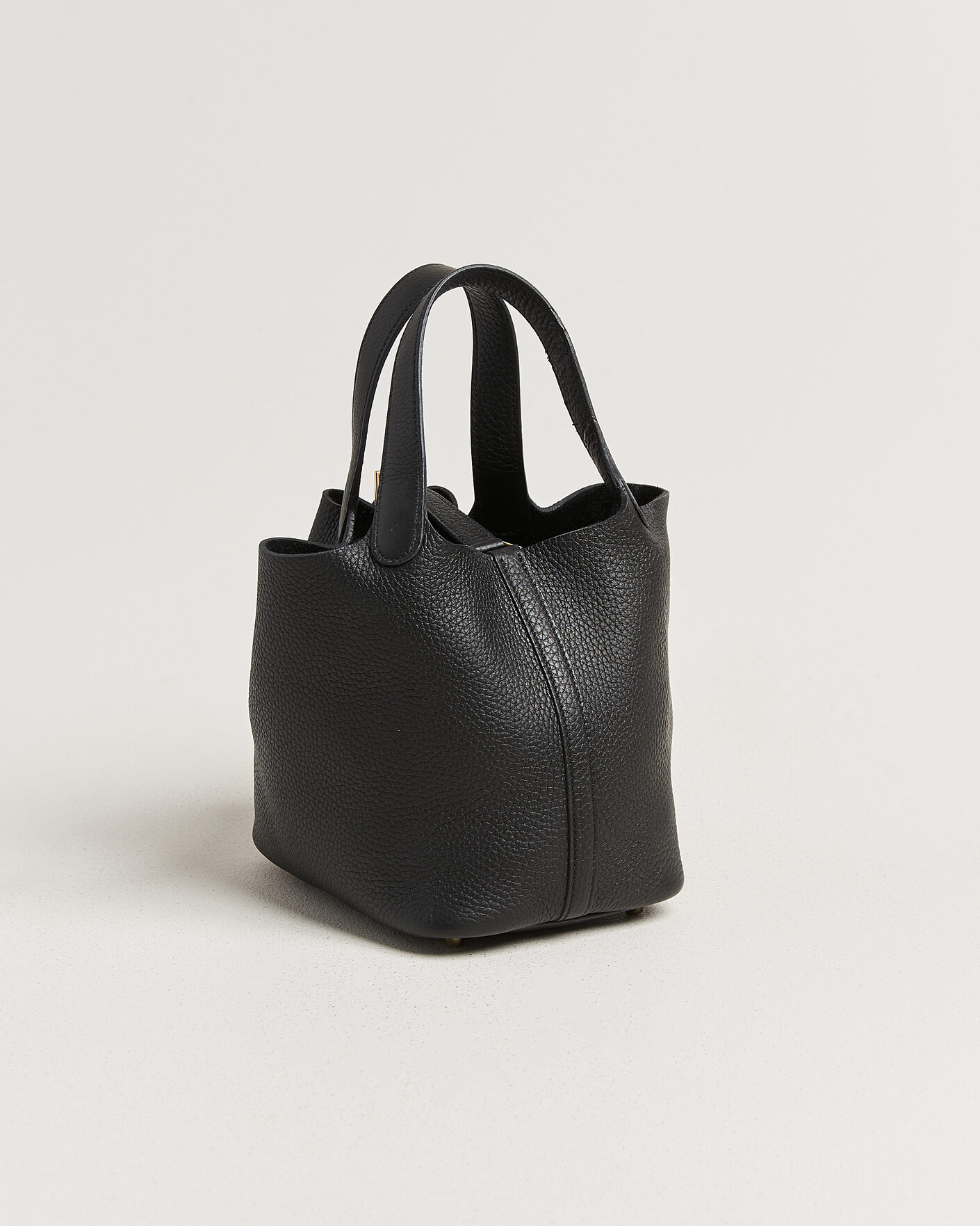 Men | Pre-Owned & Vintage Bags | Hermès Pre-Owned | Picotin Lock 18 Black