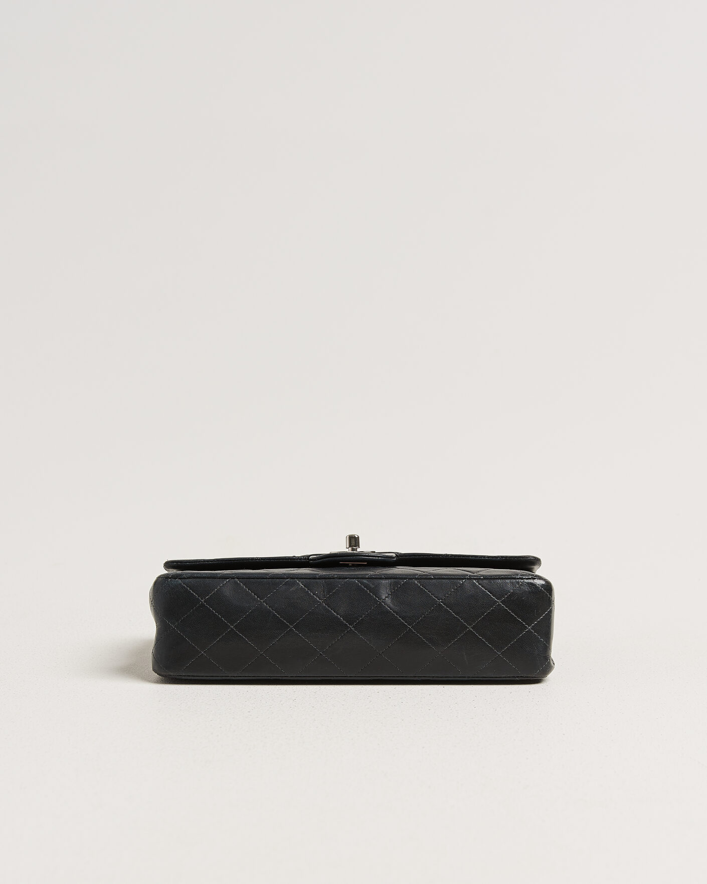 Men | Pre-Owned & Vintage Bags | Chanel Pre-Owned | Classic Medium Double Flap Bag Lambskin Black