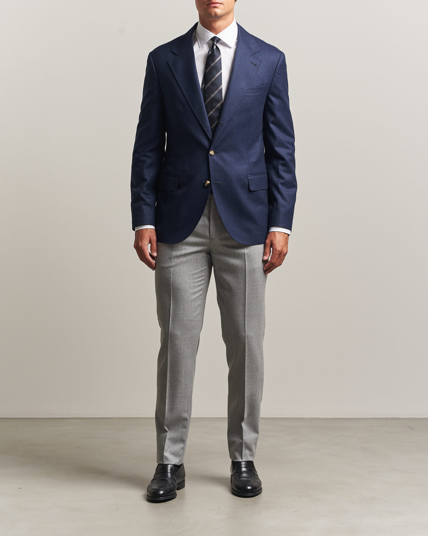 Men | Trousers | Brunello Cucinelli | Slim Fit Flannel Trousers Light Grey