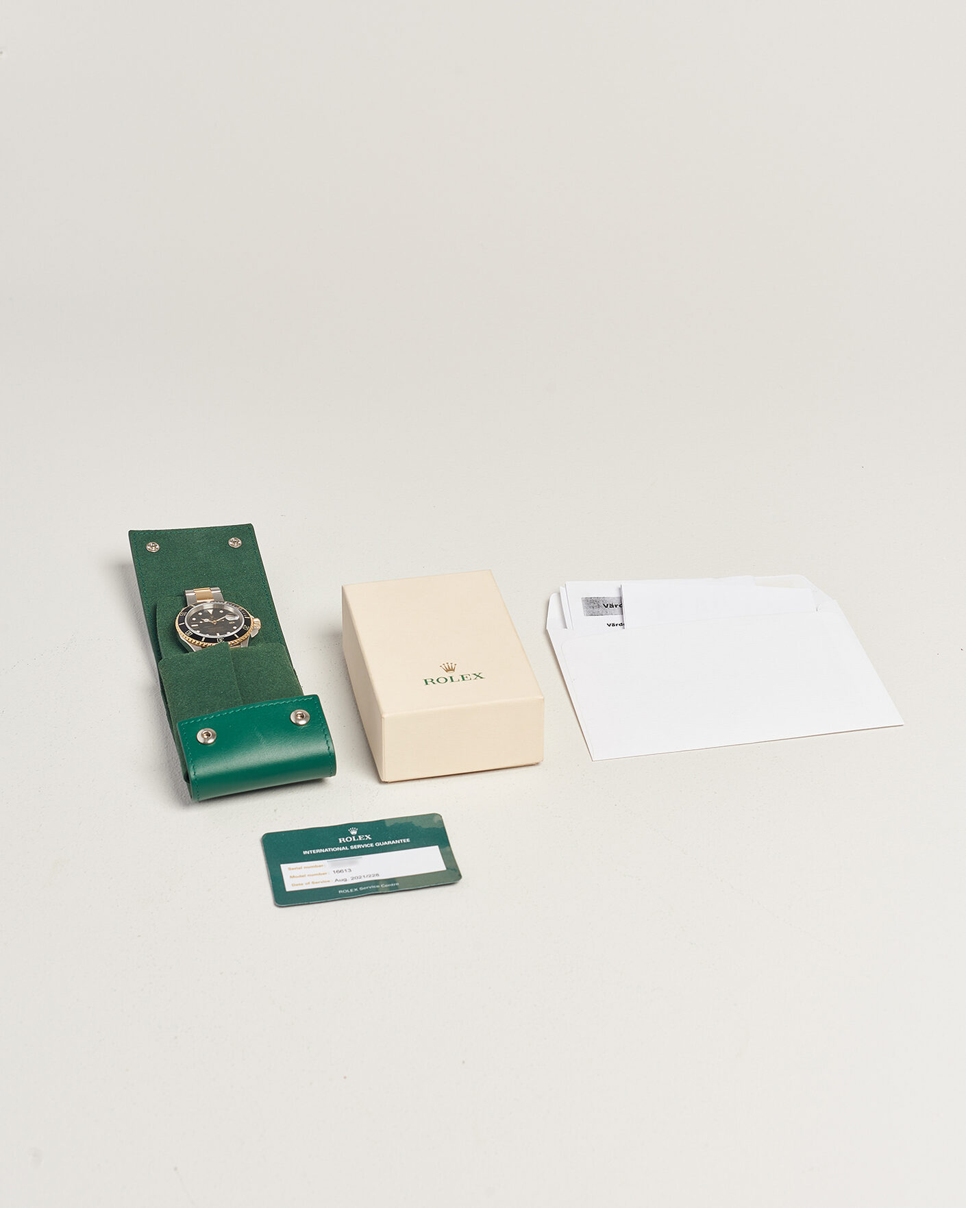 Men | Pre-Owned & Vintage Watches | Rolex Pre-Owned | Submariner G/S