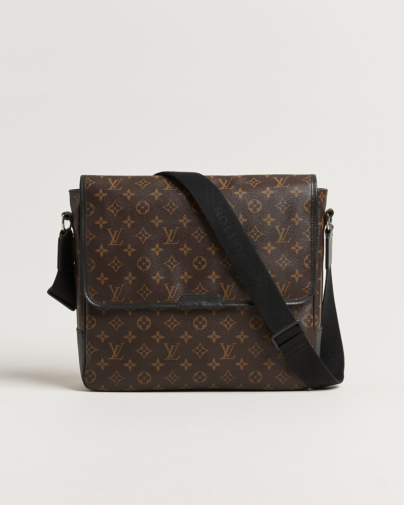 Men | Pre-Owned & Vintage Bags | Louis Vuitton Pre-Owned | Abbesses Messenger Bag Monogram Macassar