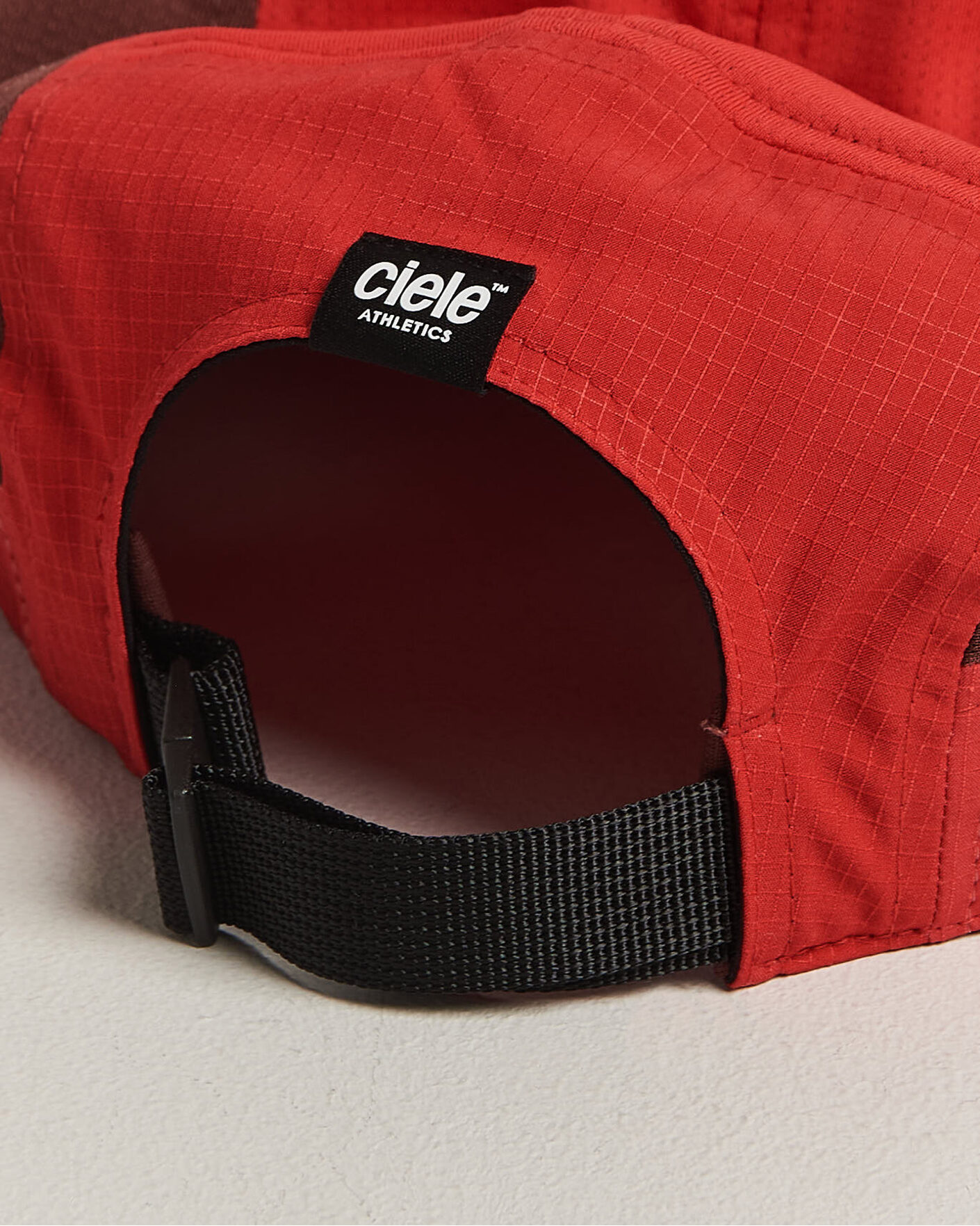Men | Hats & Caps | Ciele | GOCap Field Running Cap Red Andorra
