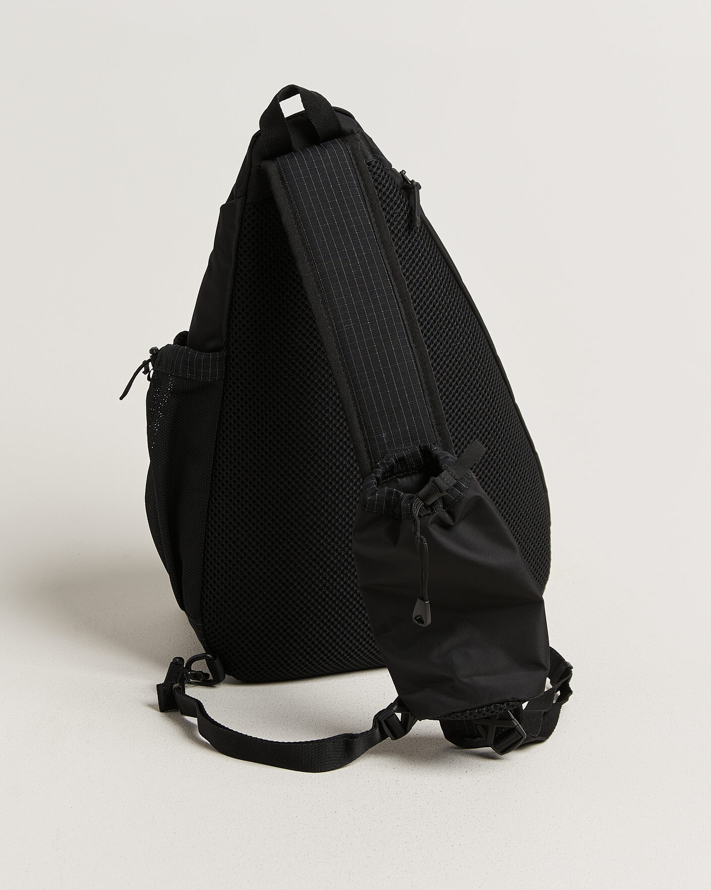 Men | Bags | Snow Peak | Grid Sling Bag Black