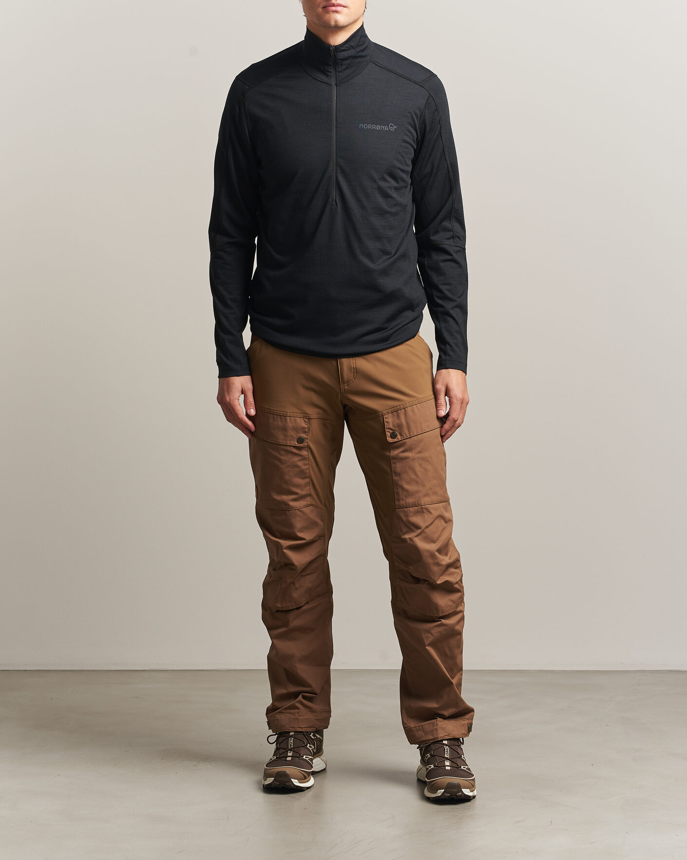 Men | Sweaters & Knitwear | Norrøna | Falketind Equalizer Wool Zip Neck Caviar Black