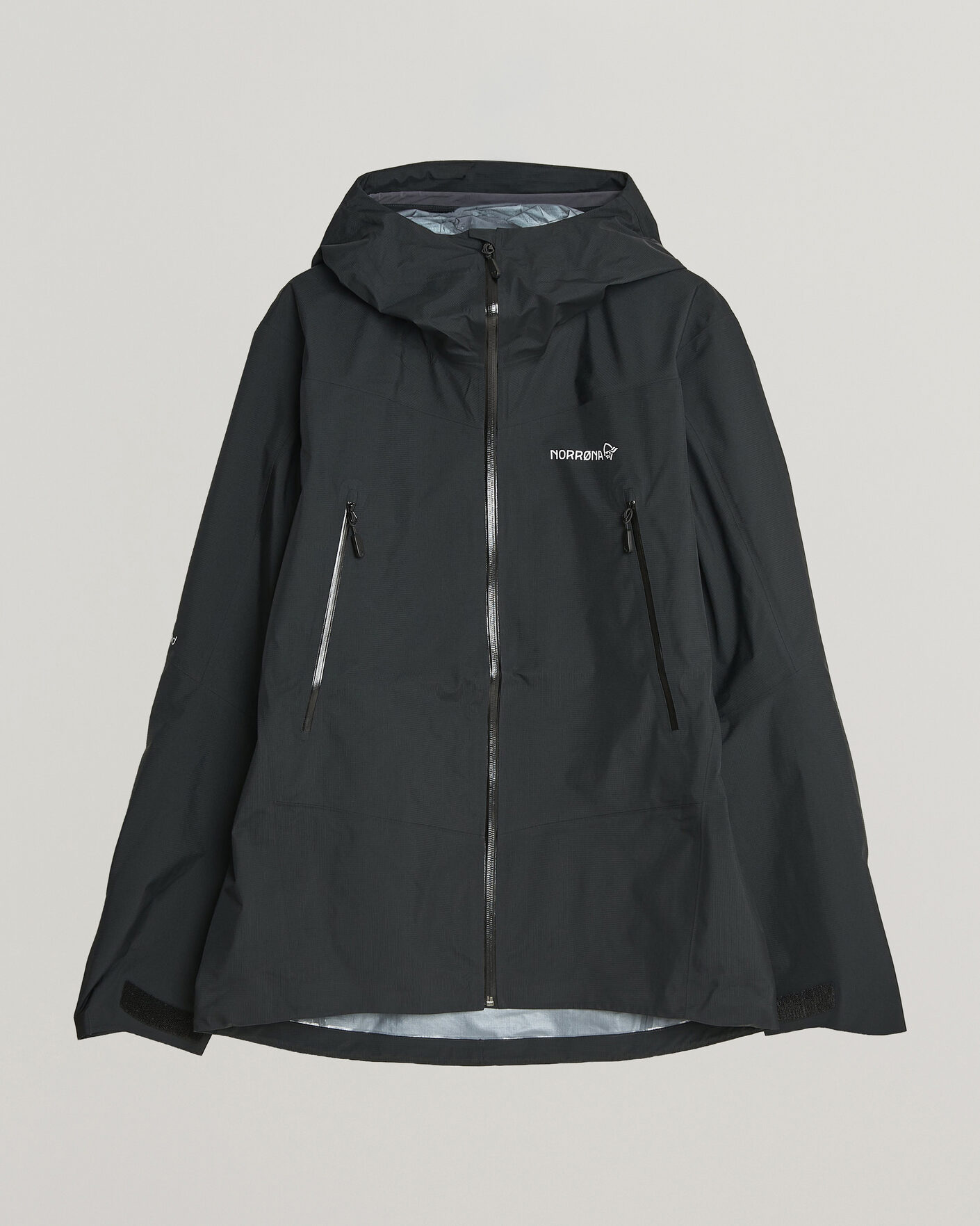 Men | Coats & Jackets | Norrøna | Falketind GORE-TEX Jacket Caviar Black