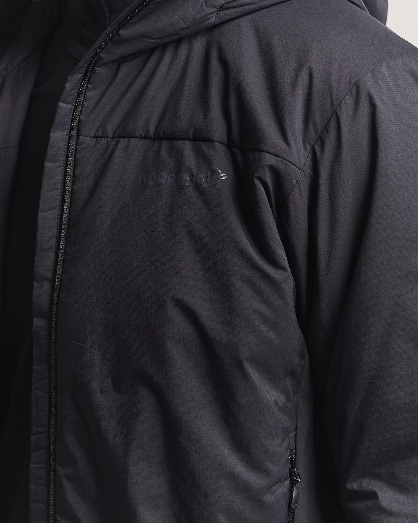 Men | Coats & Jackets | Norrøna | Femund Thermo Zip Hood Caviar Black