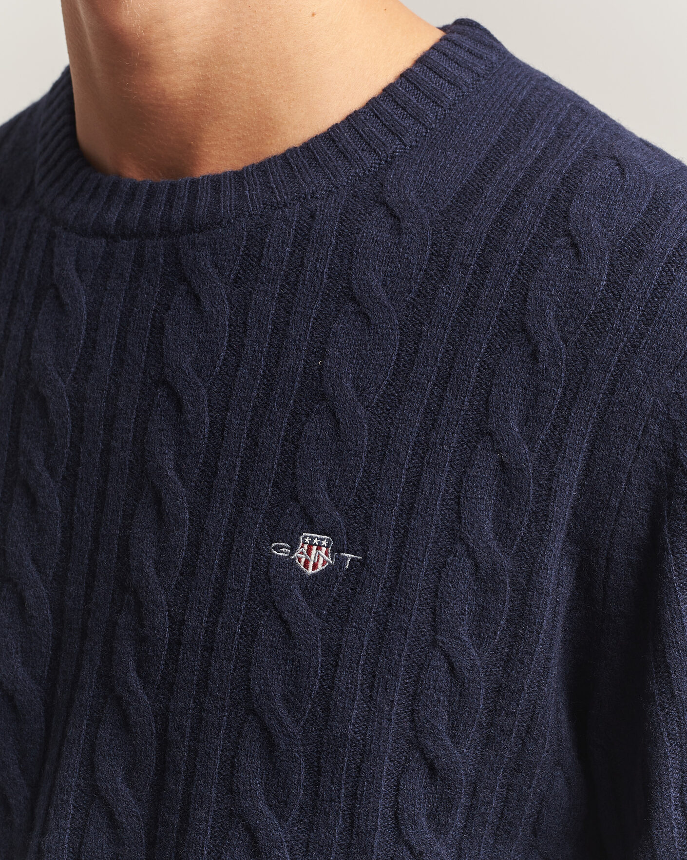 Men | Sweaters & Knitwear | Gant | Lambswool Cable Crew Neck Evening Blue