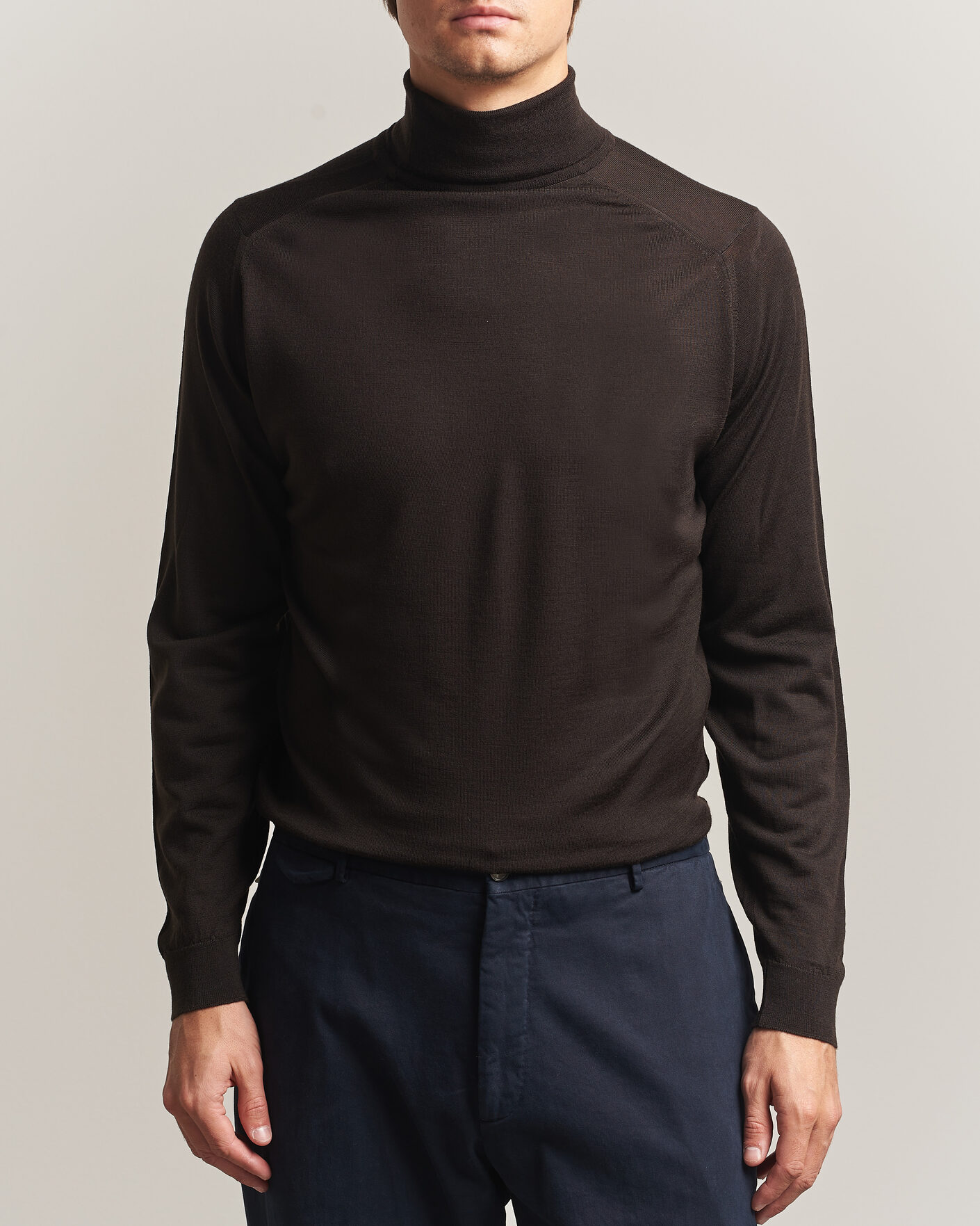 Men | Sweaters & Knitwear | John Smedley | Cherwell Extra Fine Merino Rollneck Faulkner Brown