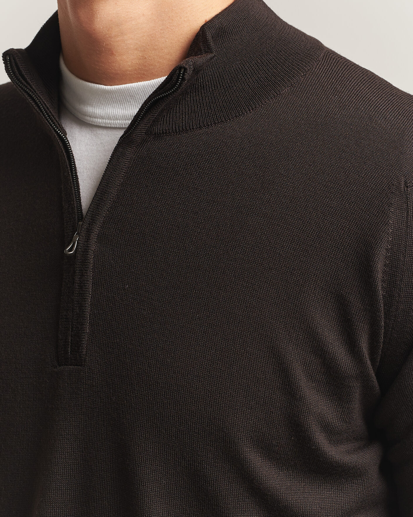 Men | Sweaters & Knitwear | John Smedley | Tapton Extra Fine Merino Half Zip Faulkner Brown