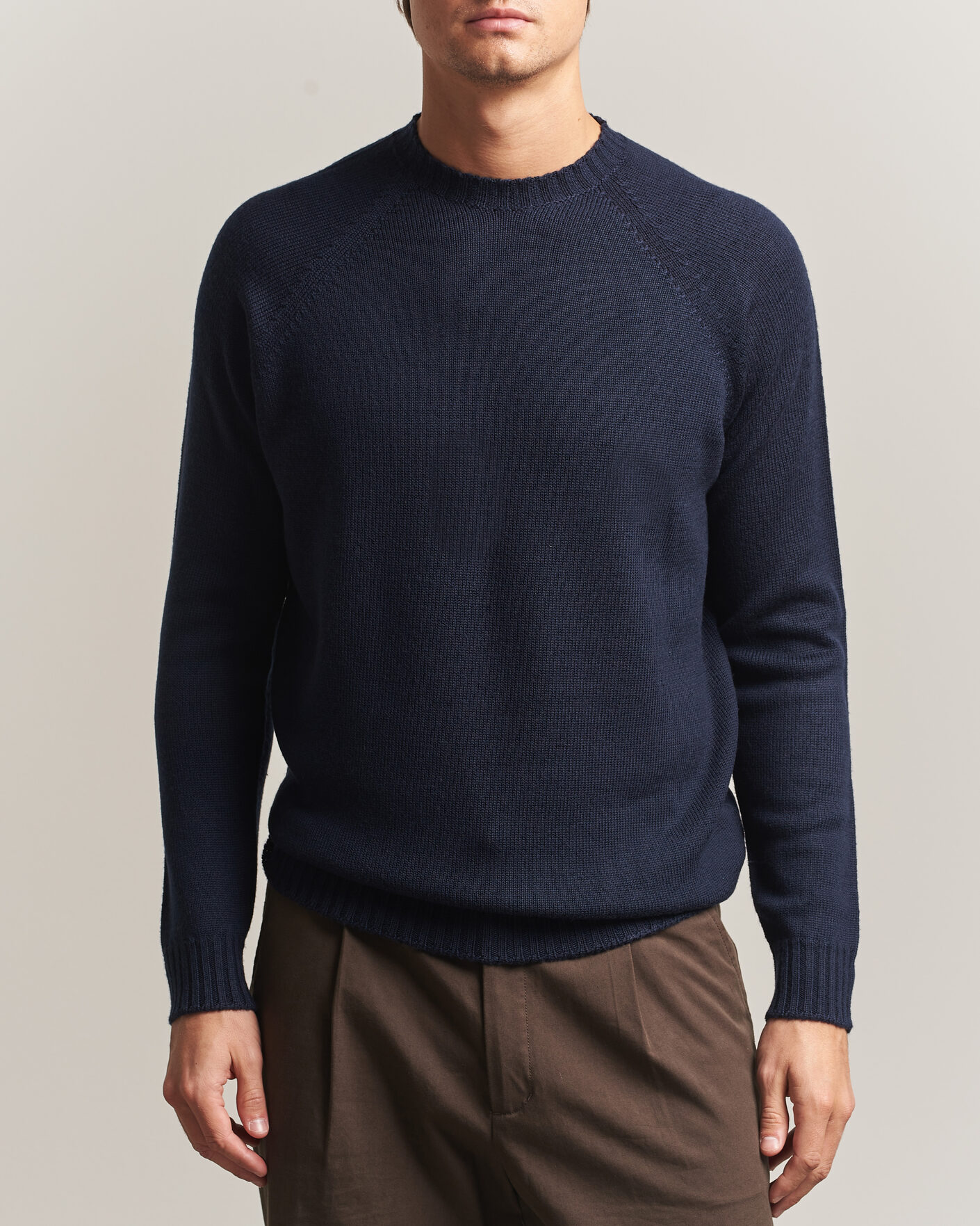 Men | Sweaters & Knitwear | John Smedley | Denver Extra Fine Merino Crew Neck Midnight