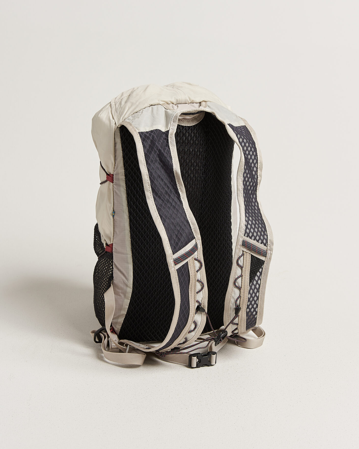 Men | Bags | Klättermusen | Tjalve 2.0 Backpack 10L Putty Grey