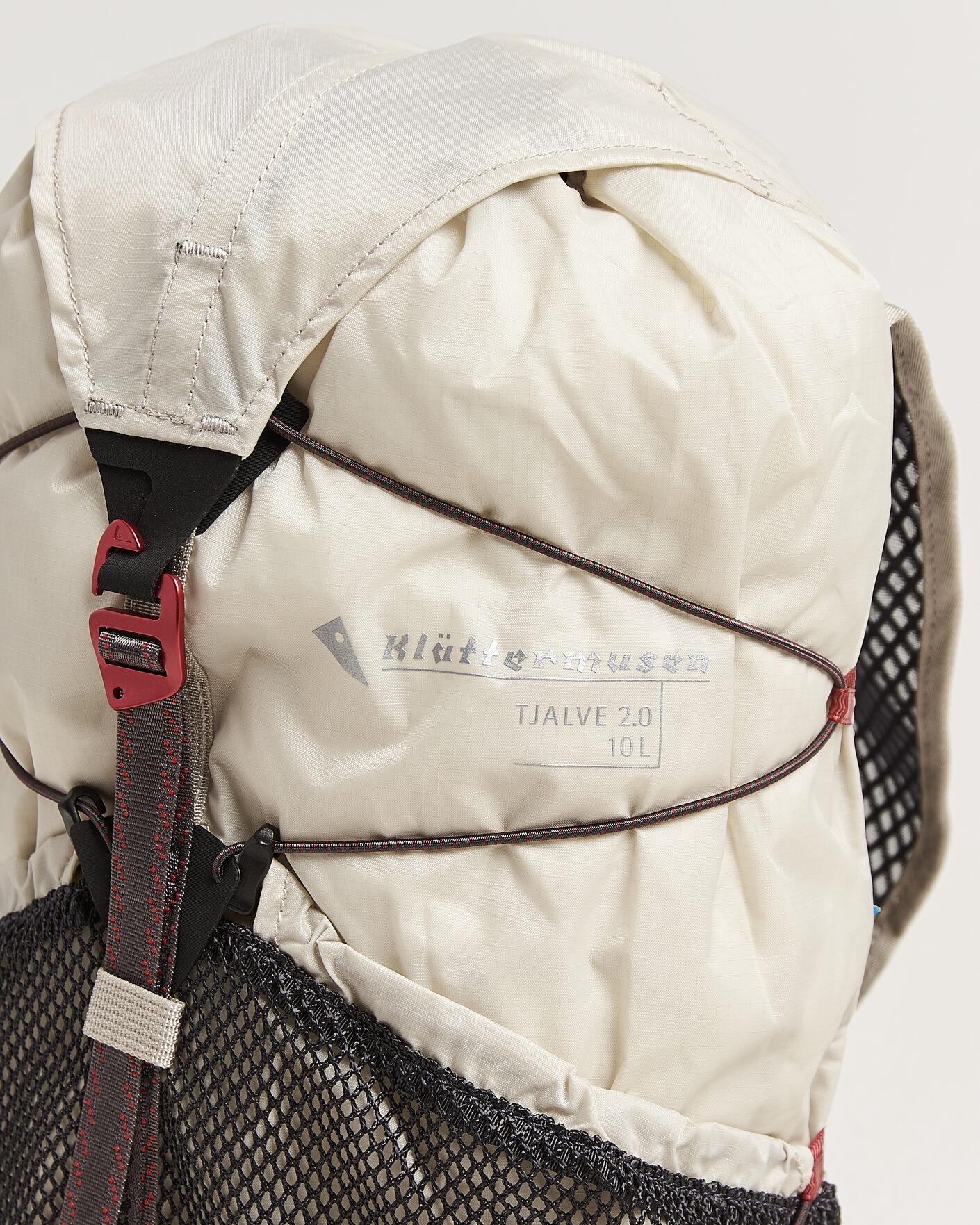 Men | Bags | Klättermusen | Tjalve 2.0 Backpack 10L Putty Grey
