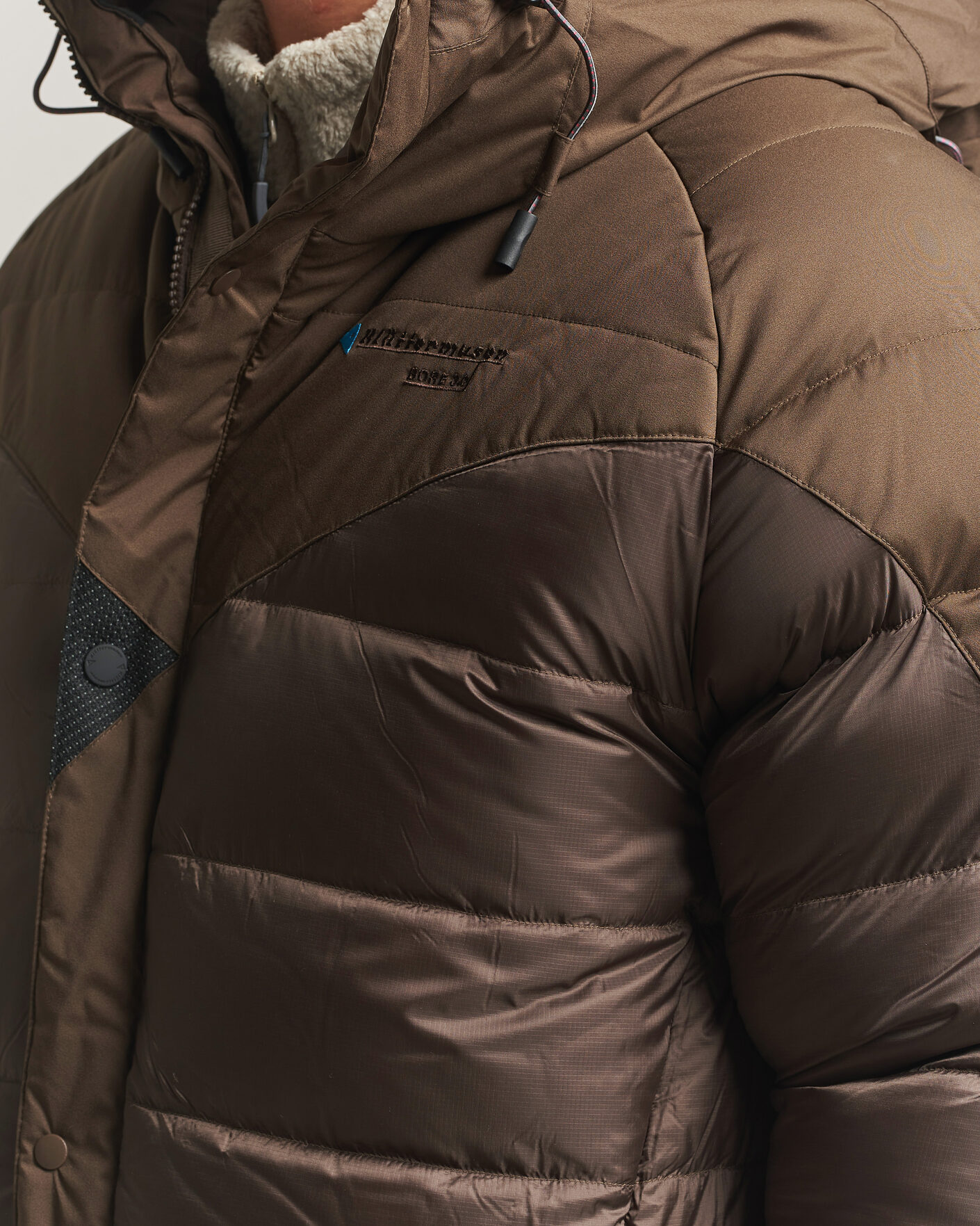 Men | Coats & Jackets | Klättermusen | Bore 3.0 Padded Jacket Slate Brown