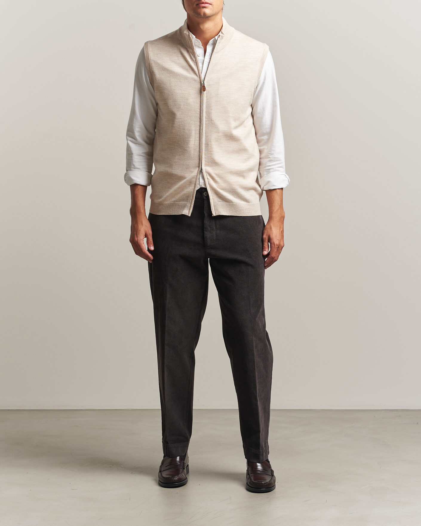 Men | Sweaters & Knitwear | Morris | Merino Zip Vest Off White