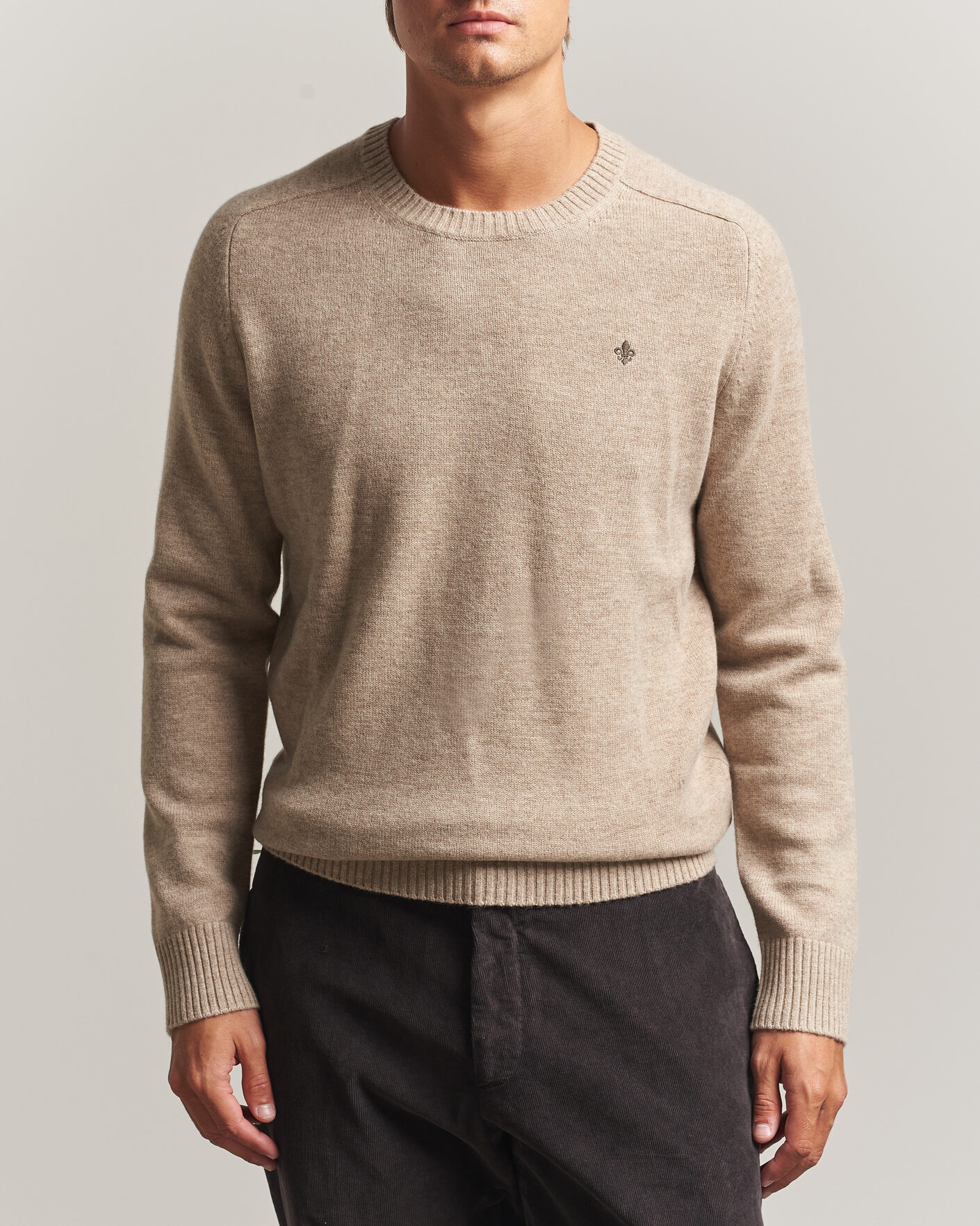 Men | Sweaters & Knitwear | Morris | Hertford Lambswool Crew Neck Khaki