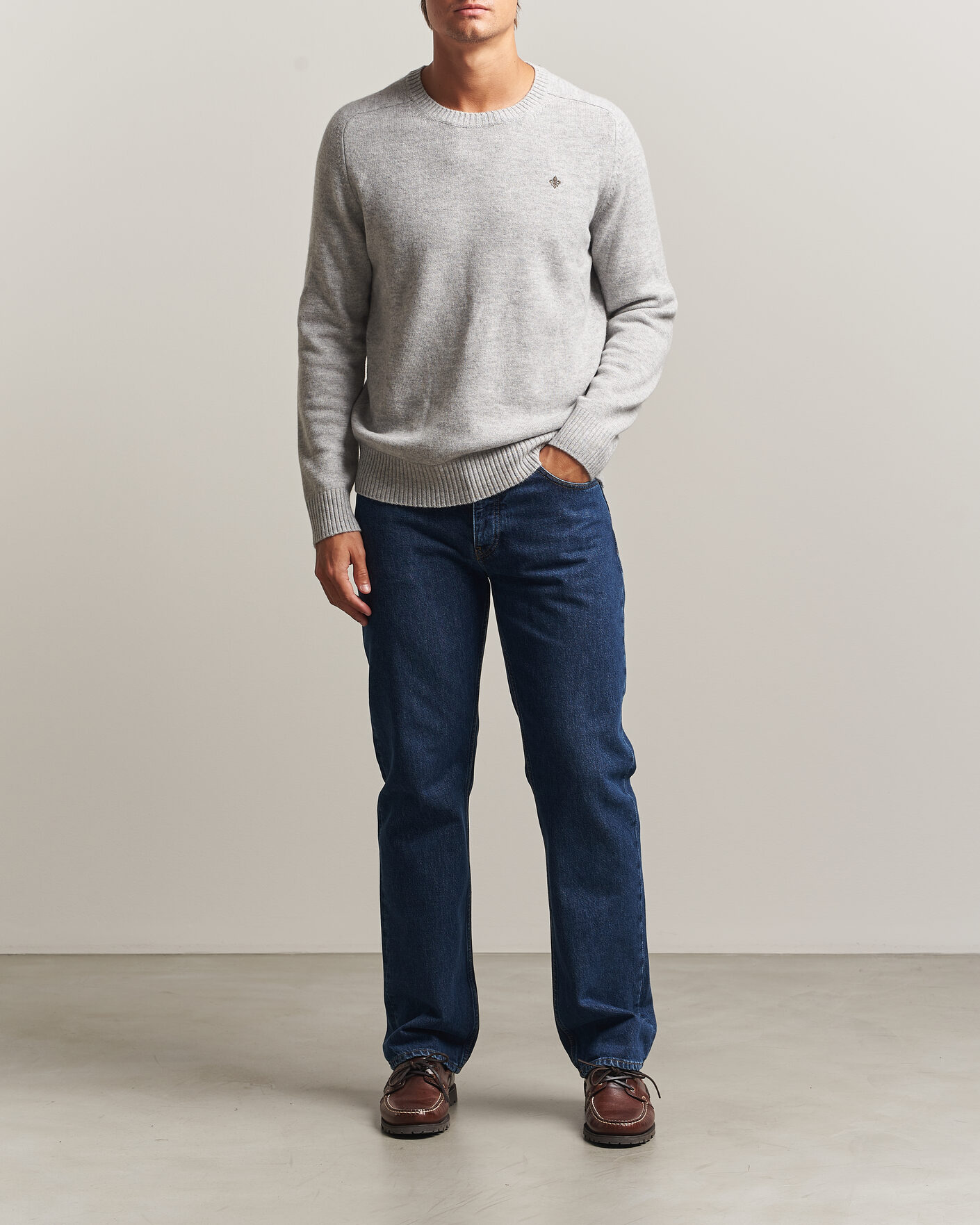 Men | Sweaters & Knitwear | Morris | Hertford Lambswool Crew Neck Grey