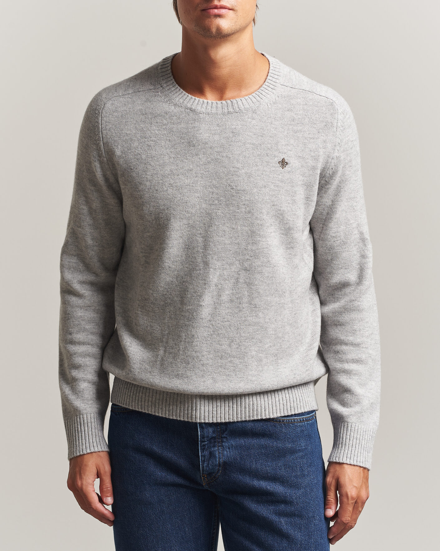 Men | Sweaters & Knitwear | Morris | Hertford Lambswool Crew Neck Grey