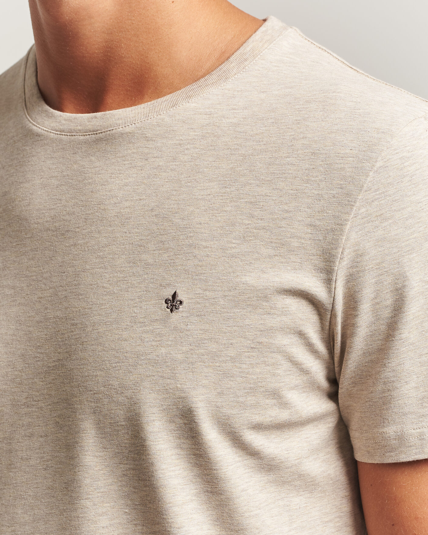 Men | T-Shirts | Morris | James Crew Neck T-Shirt Khaki