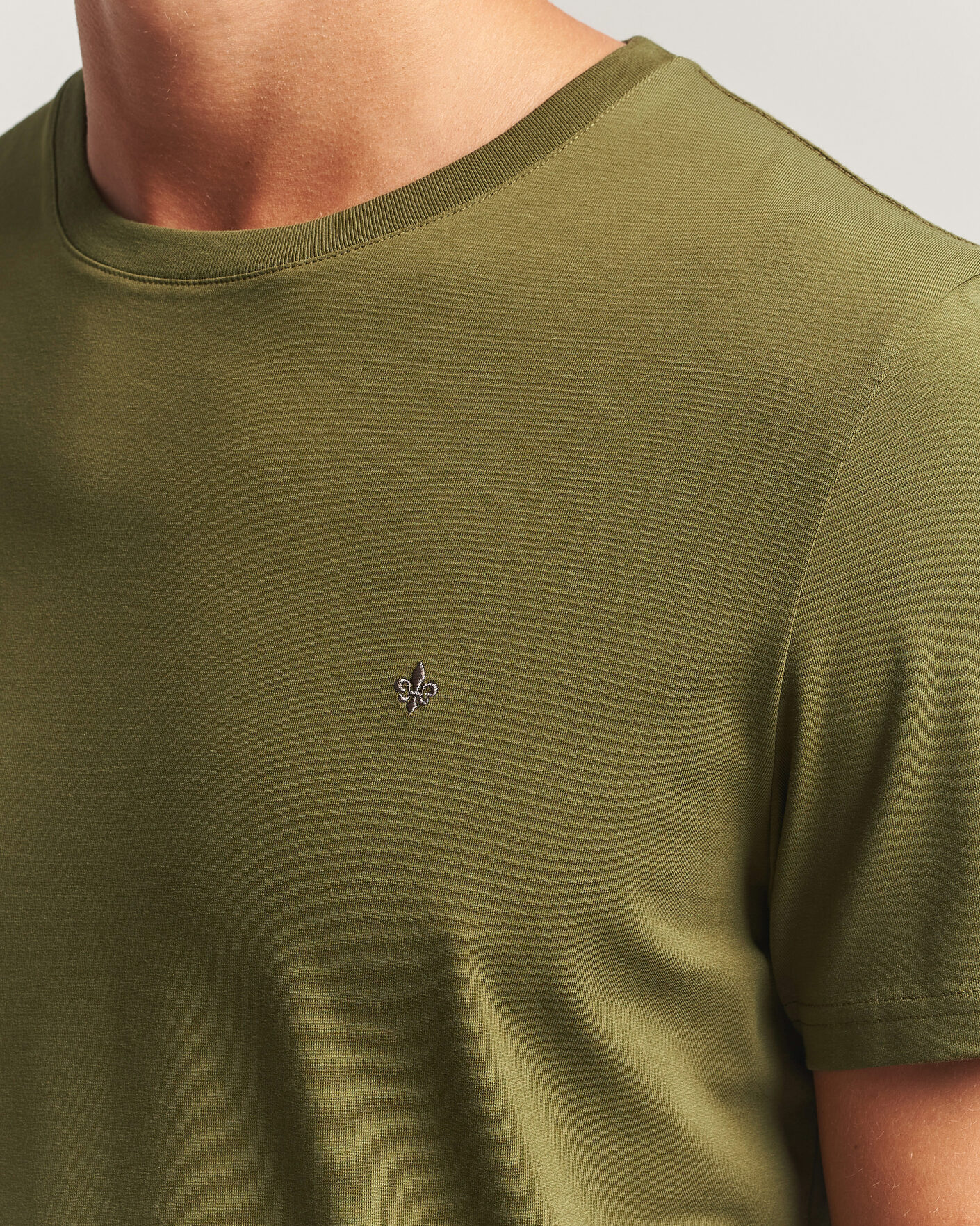 Men | T-Shirts | Morris | James Crew Neck T-Shirt Olive