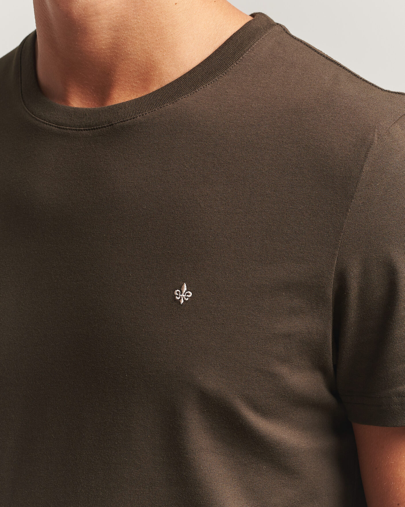 Men | T-Shirts | Morris | James Crew Neck T-Shirt Brown