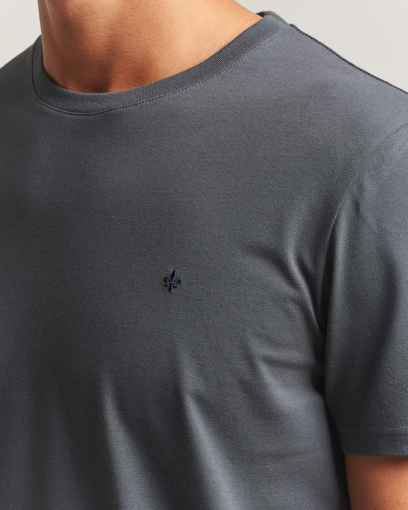 Men | T-Shirts | Morris | James Crew Neck T-Shirt Grey