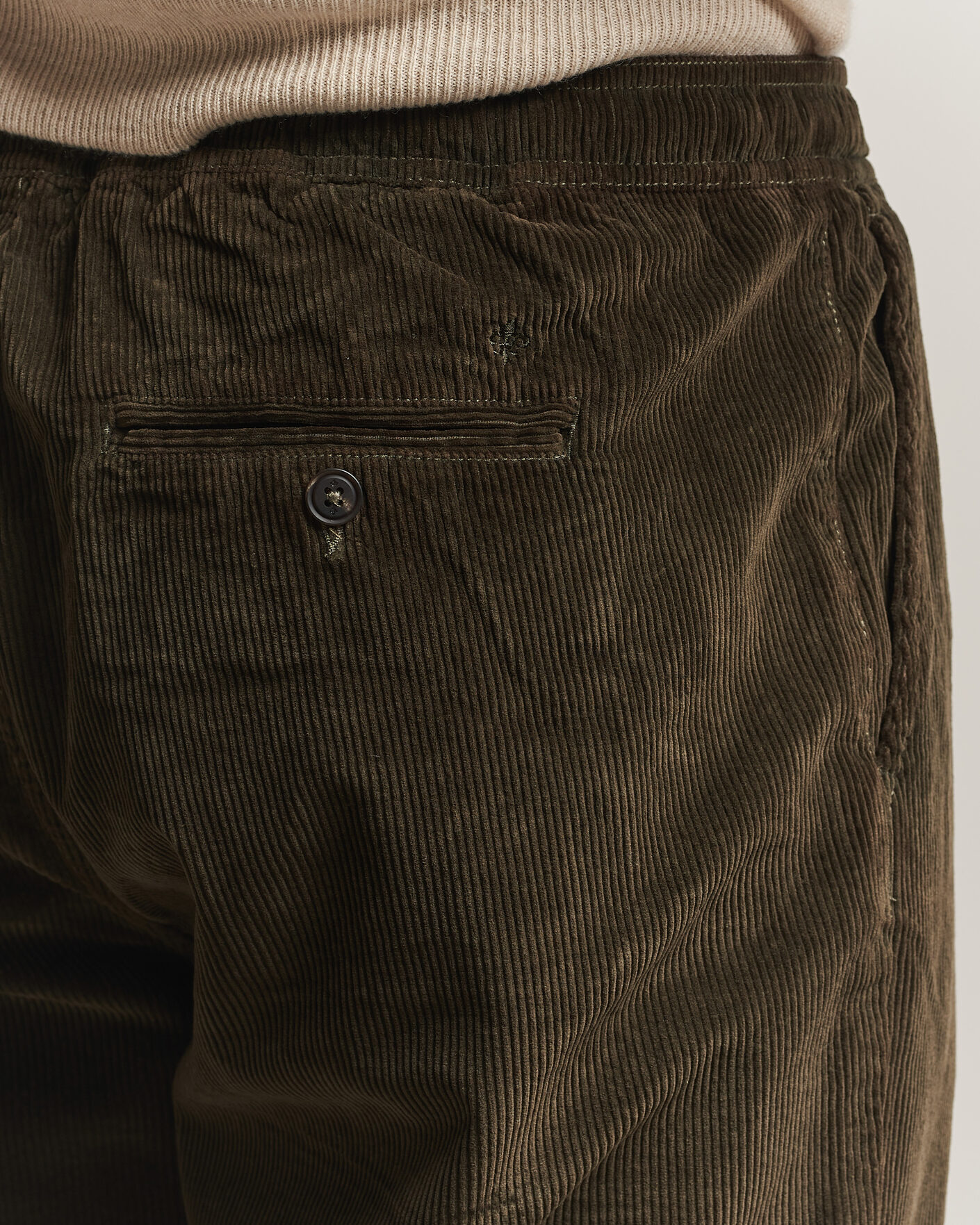 Men | Trousers | Morris | Fenix Cord Trousers Olive