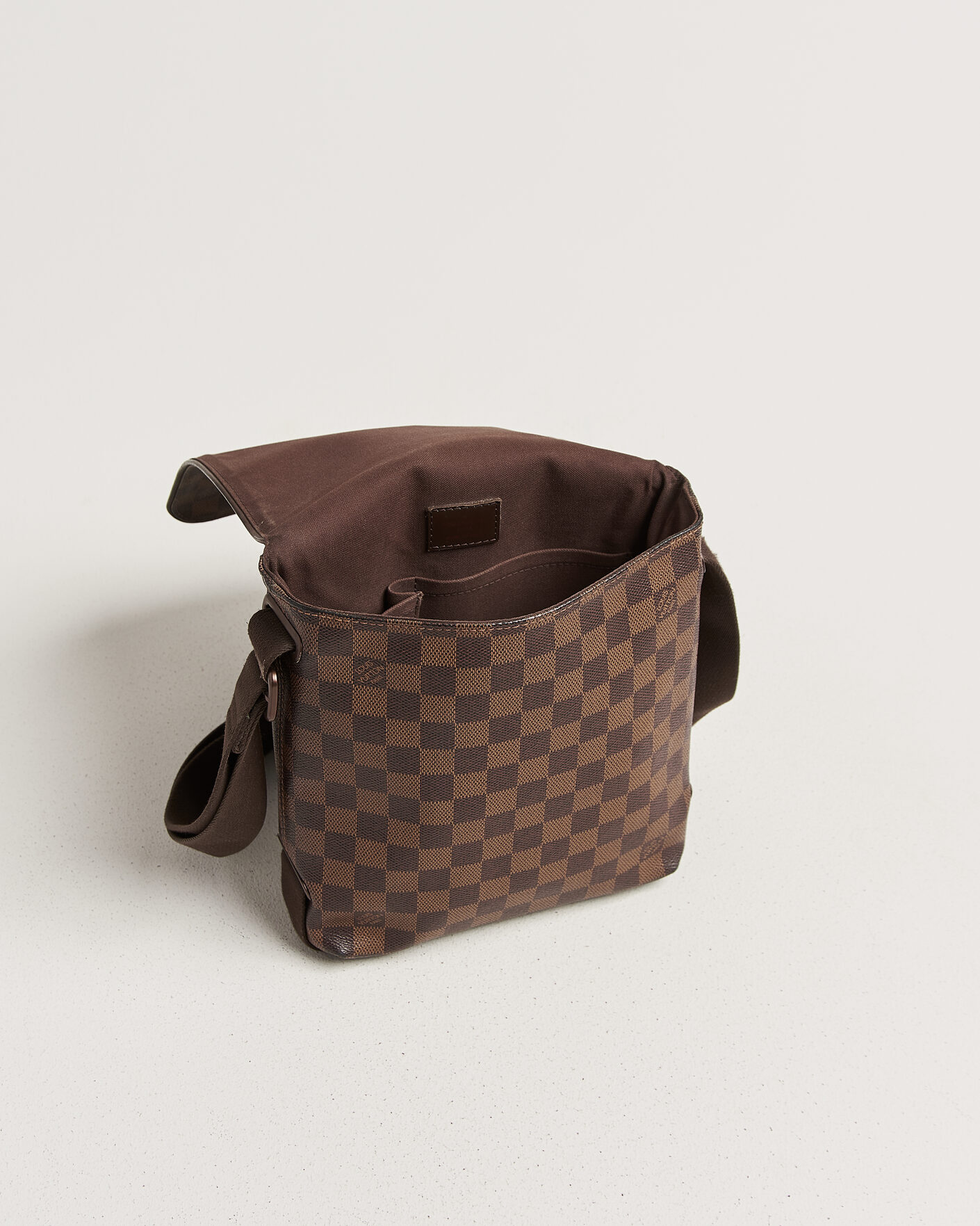 Men | Pre-Owned & Vintage Bags | Louis Vuitton Pre-Owned | Crossbody Shoulder Bag Damier Ebene