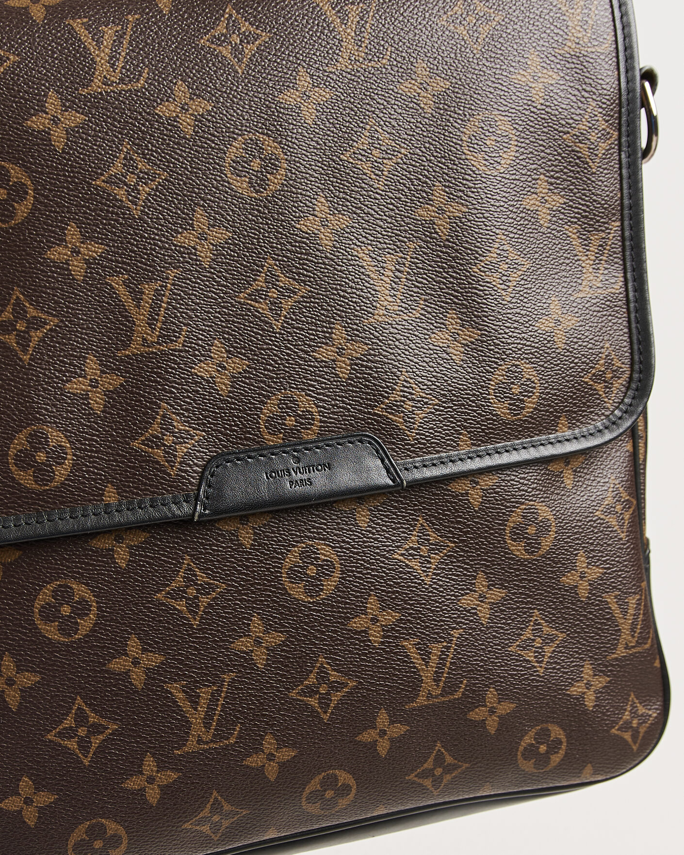 Men | Pre-Owned & Vintage Bags | Louis Vuitton Pre-Owned | Messenger Bag Monogram Macassar