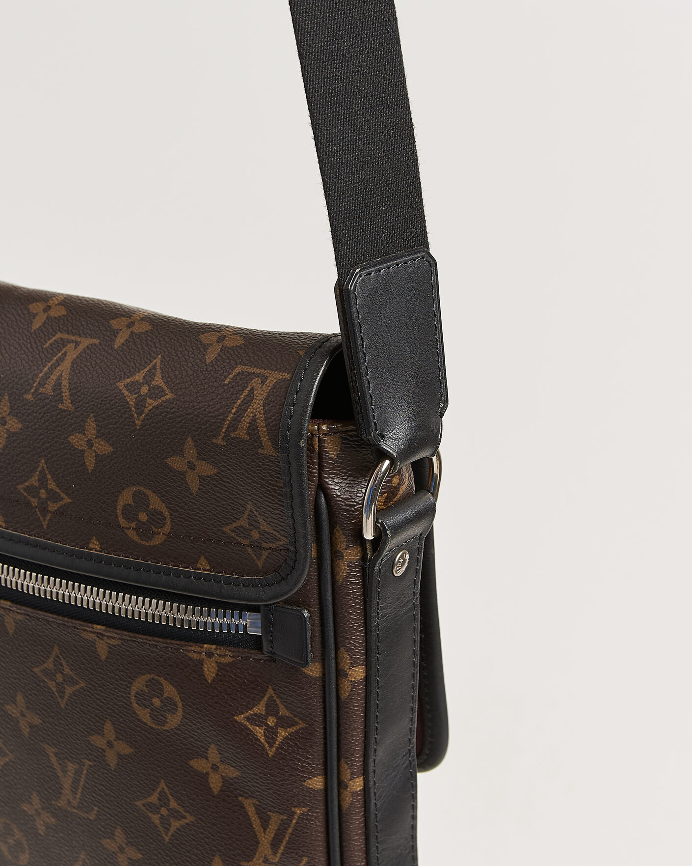 Men | Pre-Owned & Vintage Bags | Louis Vuitton Pre-Owned | Messenger Bag Monogram Macassar