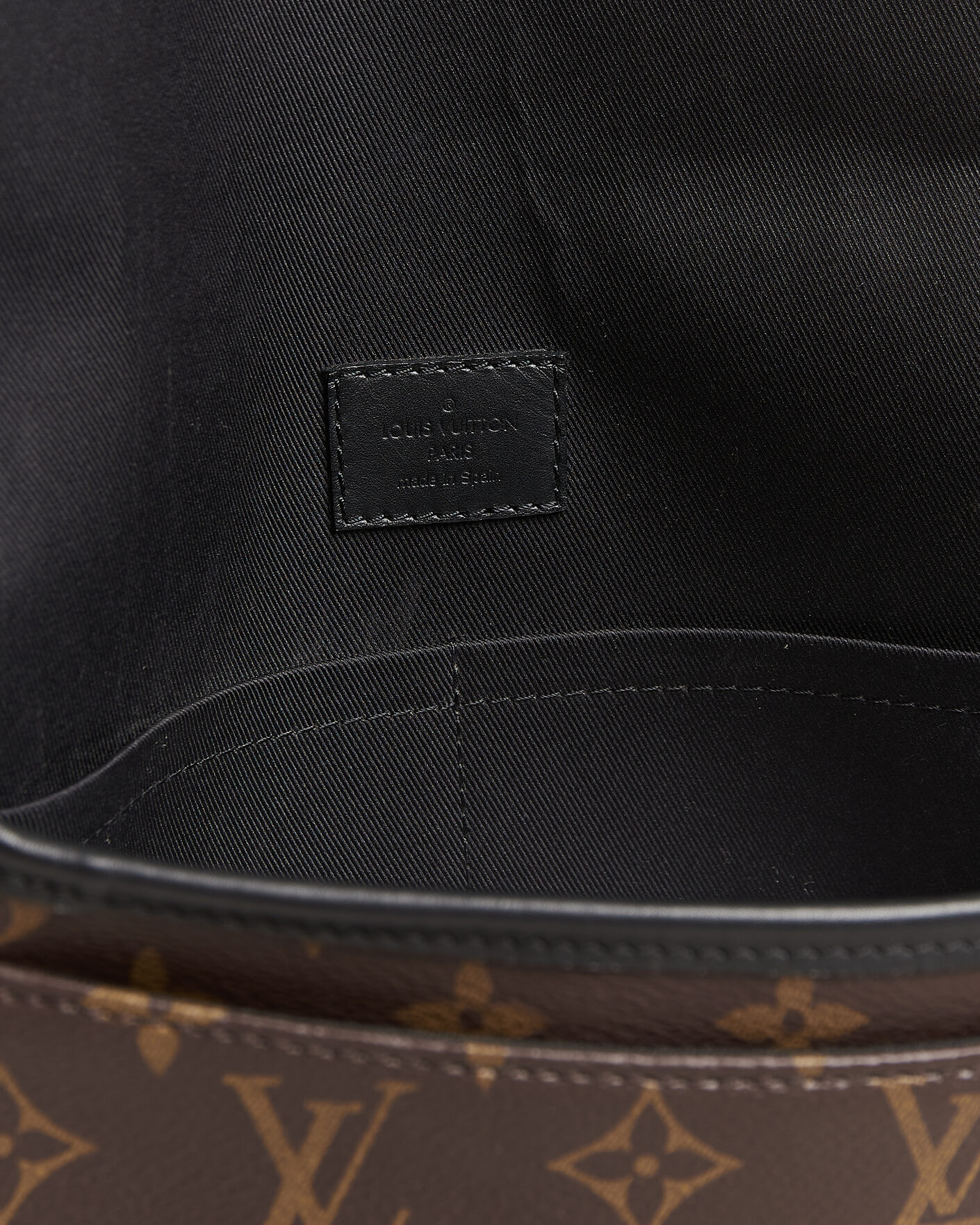Men | Pre-Owned & Vintage Bags | Louis Vuitton Pre-Owned | Messenger Bag Monogram Macassar