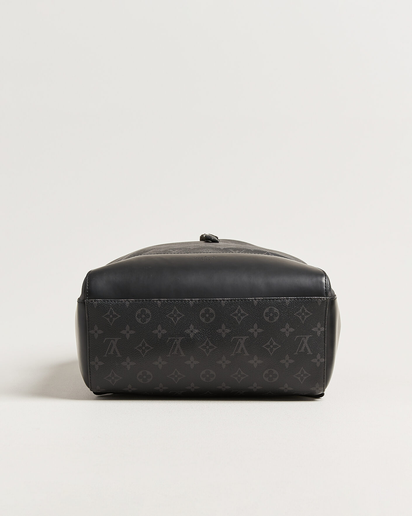 Men | Pre-Owned & Vintage Bags | Louis Vuitton Pre-Owned | Explorer Backpack Monogram Eclipse