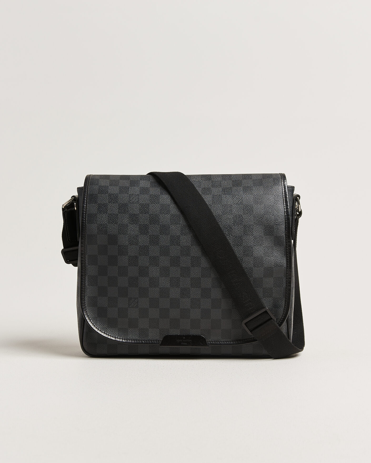 Men | Pre-Owned & Vintage Bags | Louis Vuitton Pre-Owned | Daniel MM Shoulder Bag Damier Graphite