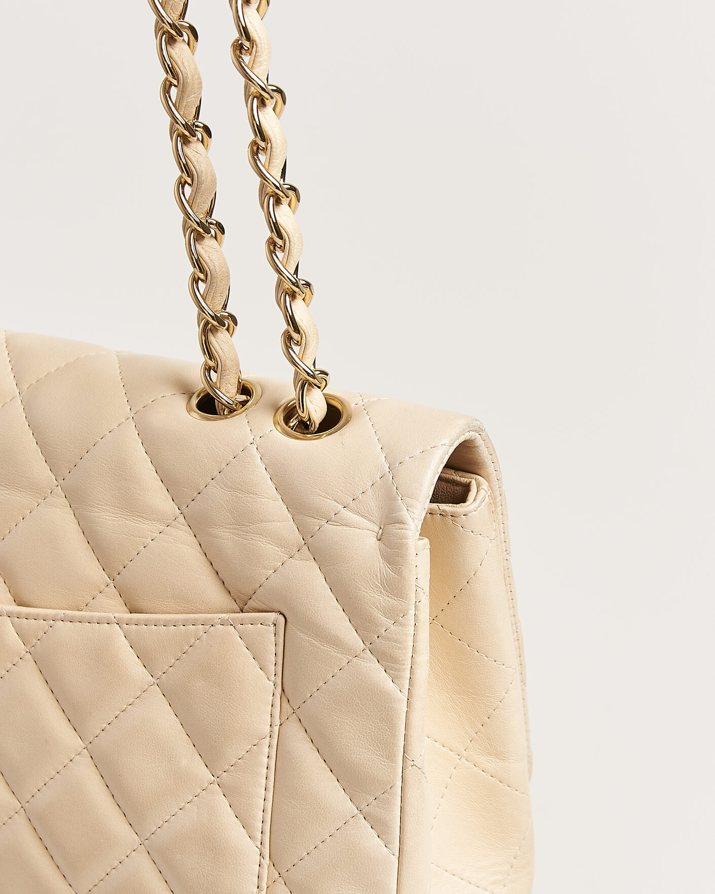 Men | Pre-Owned & Vintage Bags | Chanel Pre-Owned | Classic Jumbo Single Flap Bag Lambskin Beige